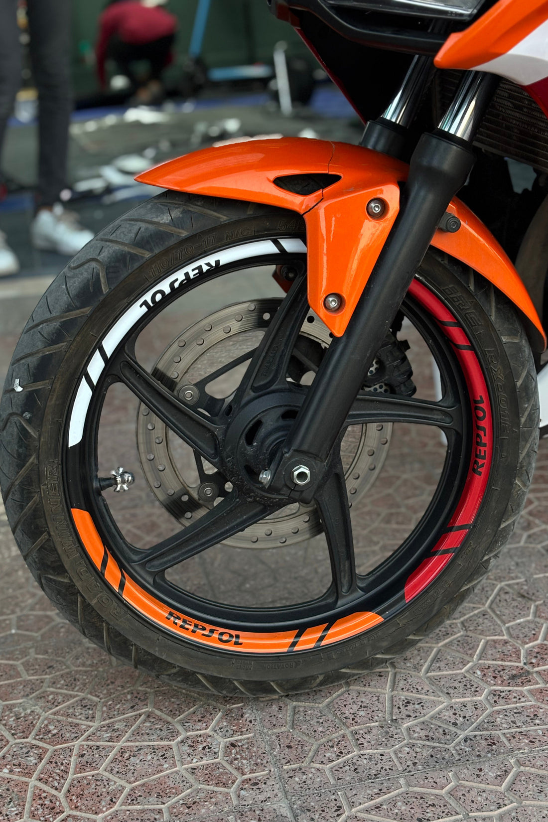 Honda Repsol 3 Renkli Turuncu-Kırmızı-Beyaz Renki Jant Şeridi Sticker