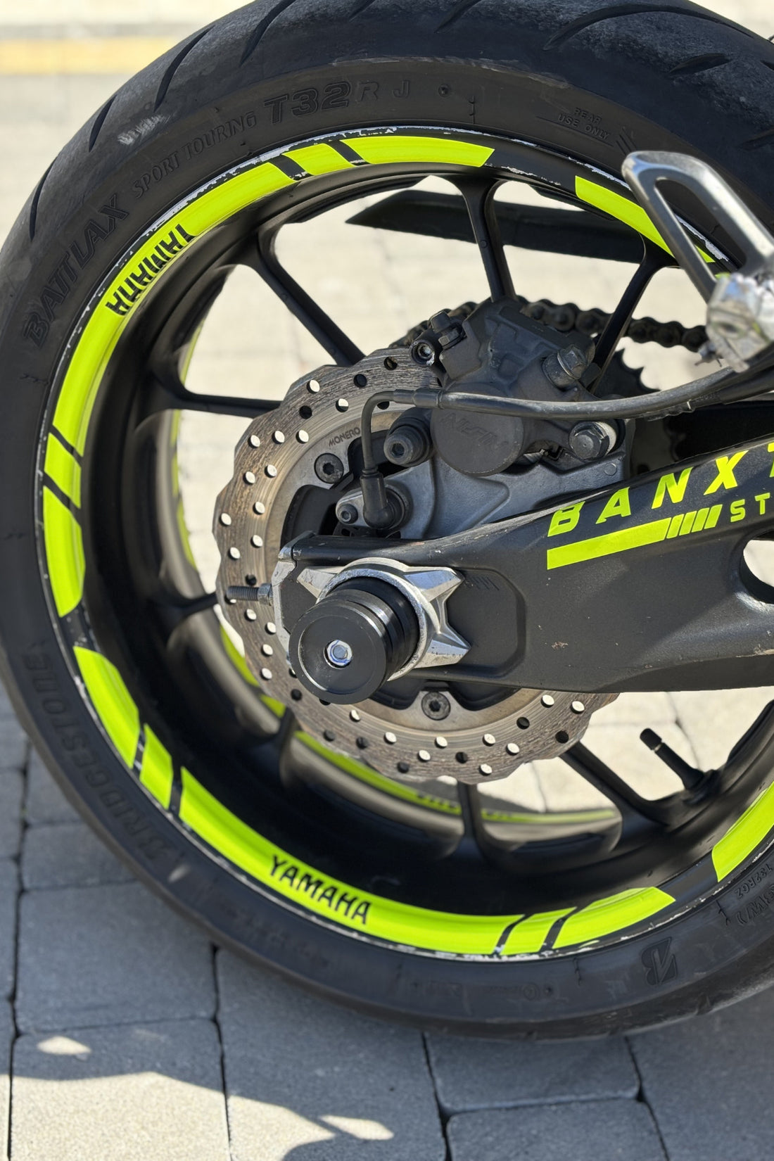 Yamaha Motor Grubu için Neon Sarı Tüm Modellere Uyumlu Jant şeridi (12 Parça)