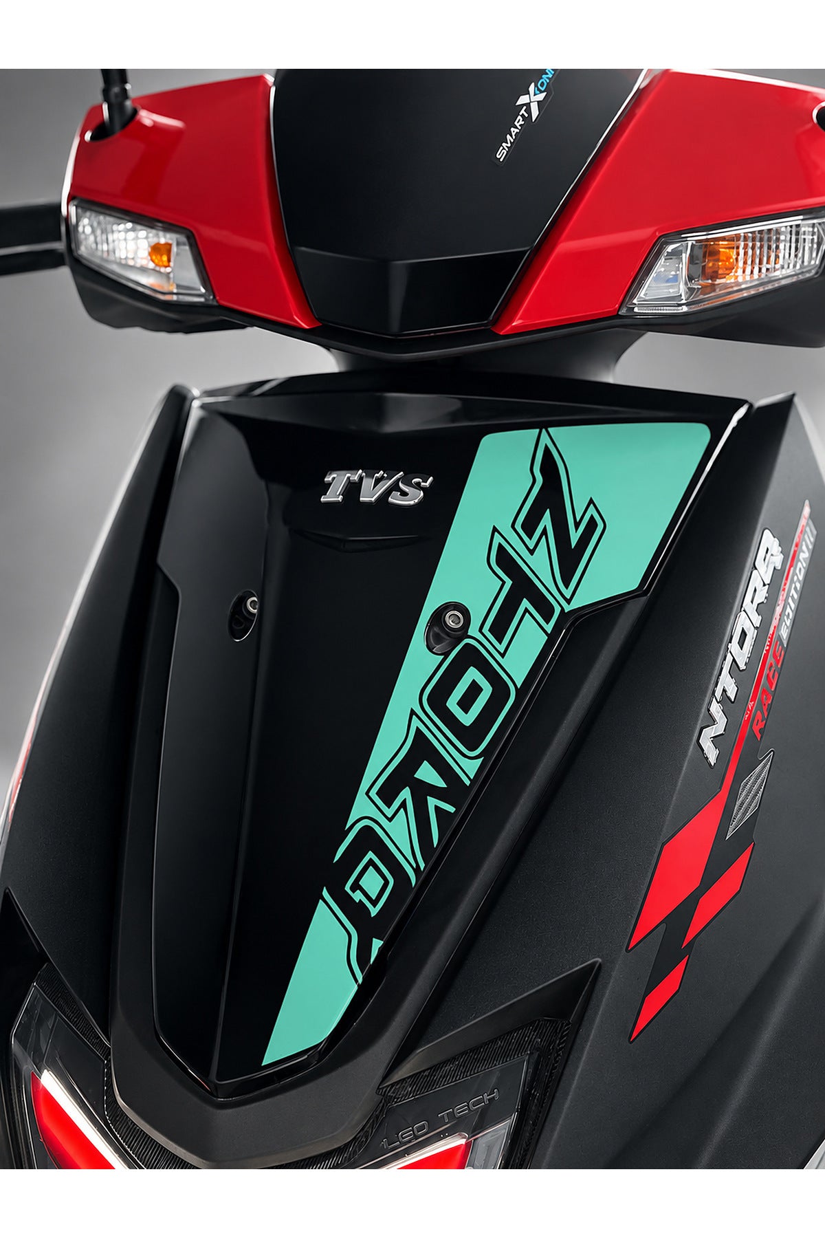 TVS Ntorq 125 için Ön Panel için NTORQ Yazılı Parça Detay Dekor Sticker