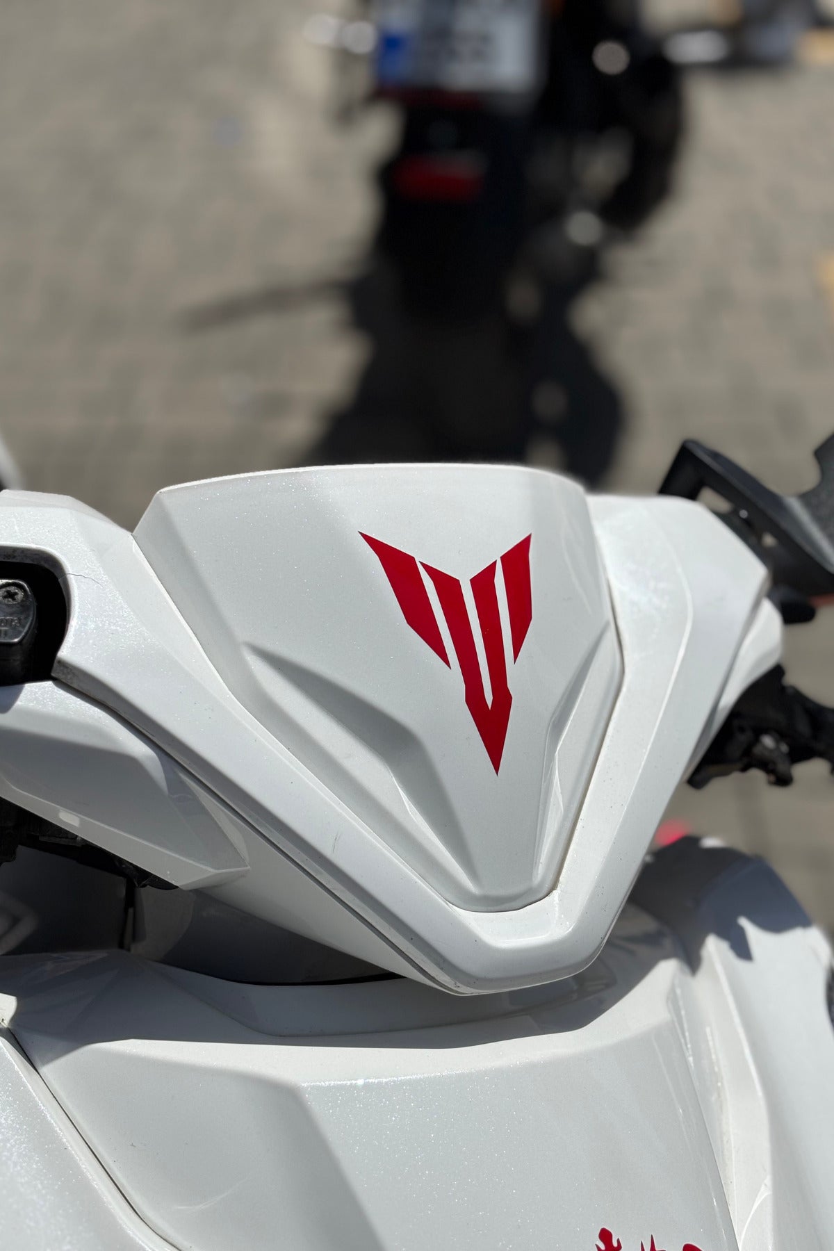 Motor ve Kask için Ufak MT Logo Sticker Etiket (10CM)
