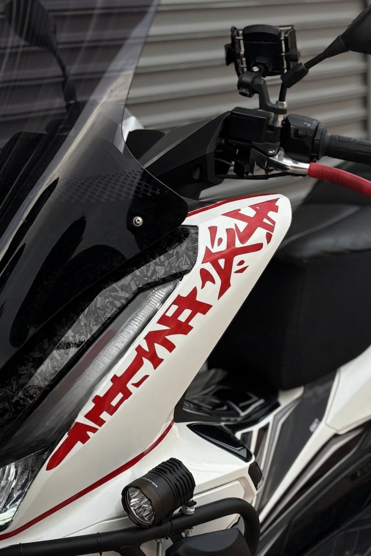 Honda PCX 2025-2026 Modeller için Yan Panel Tribal Desen Dövme Sticker (1 Adet)