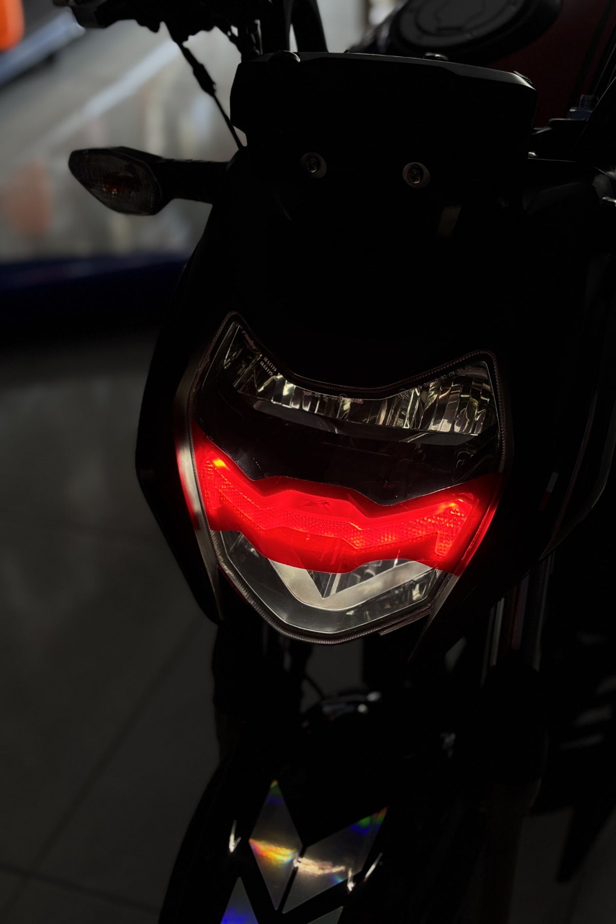 TVS Apache RTR 200 için Far Tasarım Folyosu Sticker
