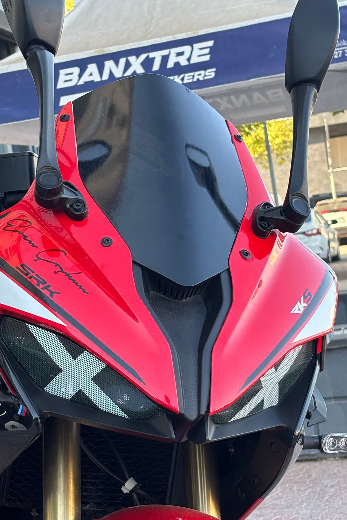RKS SRK125 için Far Üstü Sticker Delikli Aydınlatma Engellemez (Sağ ve Sol)