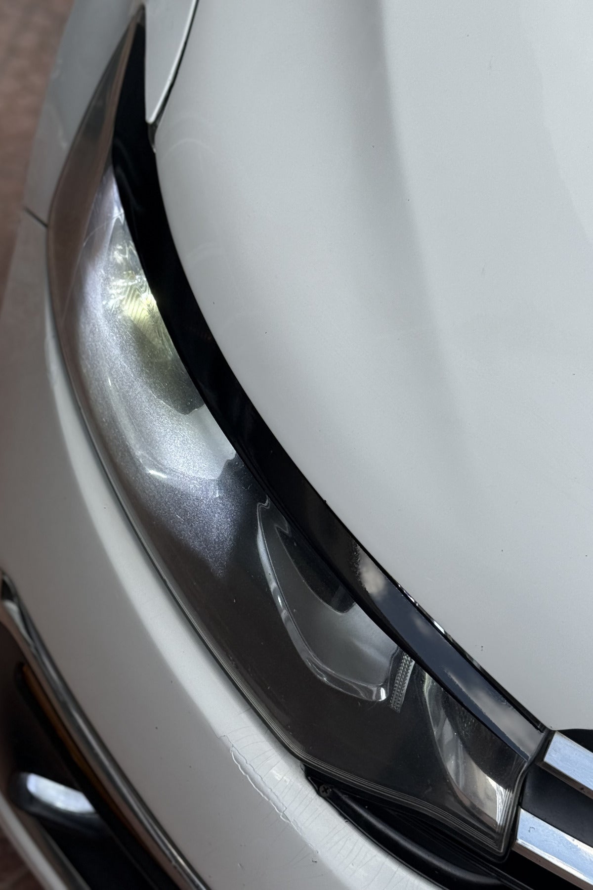 Citroen C-Elysee için Siyah Renk Far Kaşı Sticker Etiket (Sağ ve Sol )