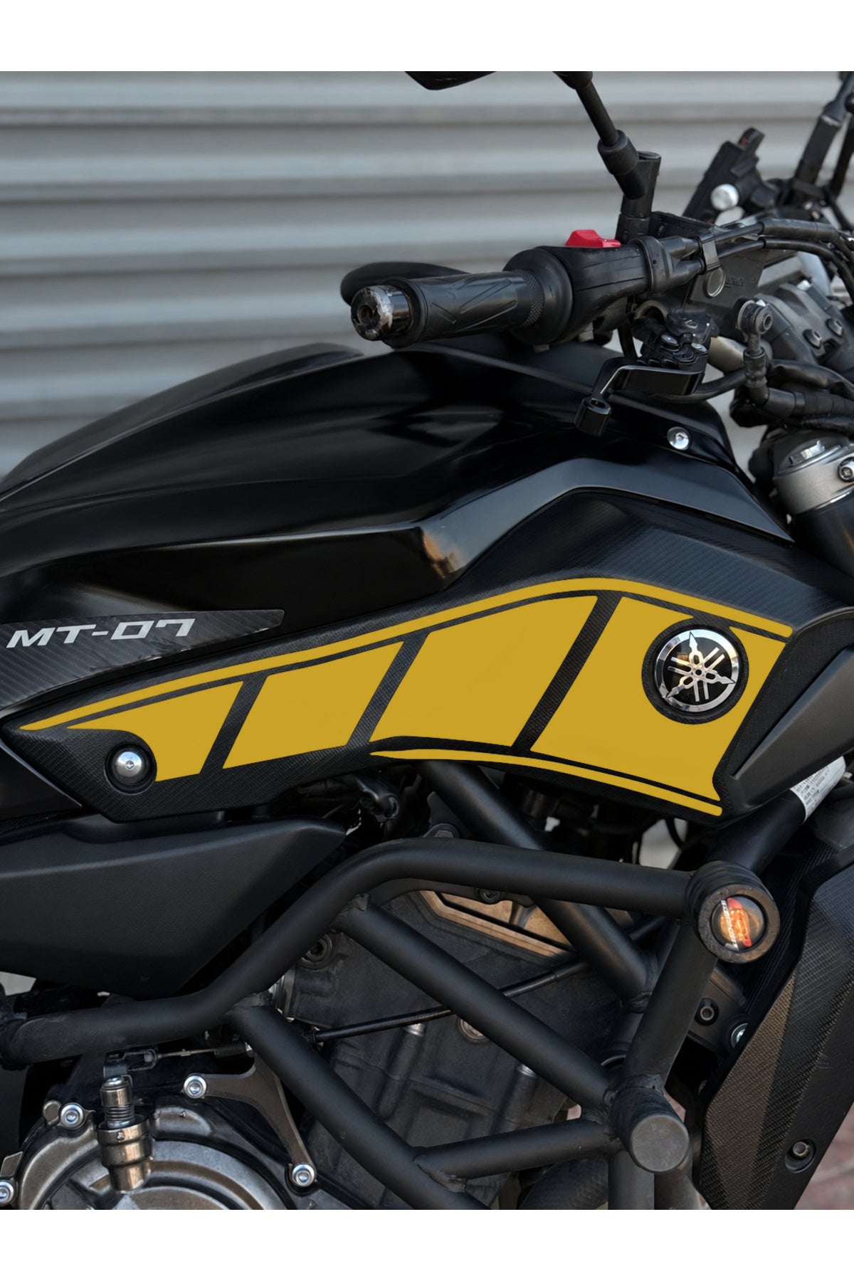 Yamaha MT-07 İÇİN Yan Plastik Panellere Uyumlu Grenaj Sticker (Sağ ve Sol) (2014-2017 Yılları Arası)