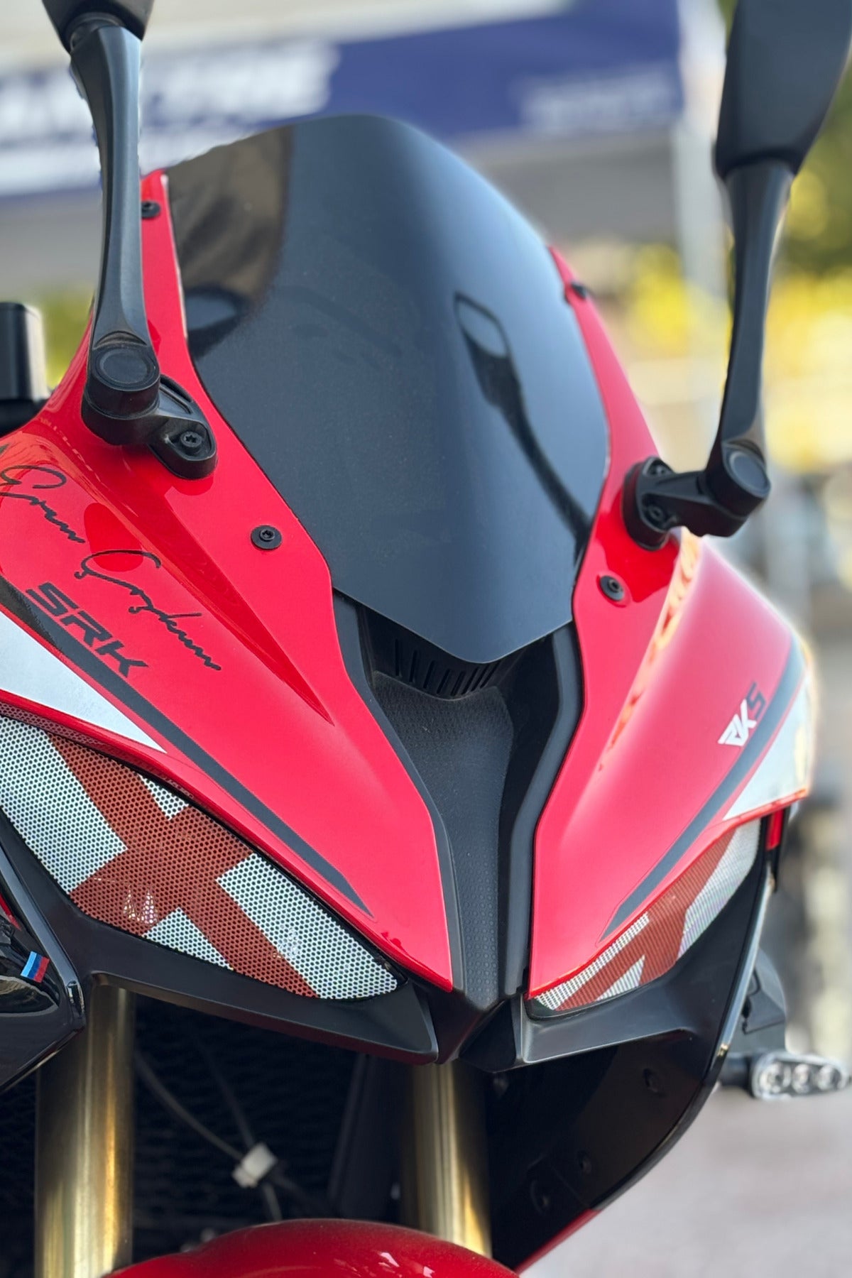 RKS SRK125 için Far Üstü Sticker Delikli Aydınlatma Engellemez (Sağ ve Sol)