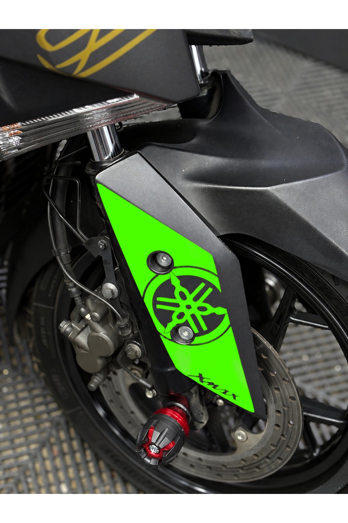 Yamaha Xmax Ön Çamurluk için Logolu Detay Sticker (Sağ-Sol) (2018-2022 Uyumlu)