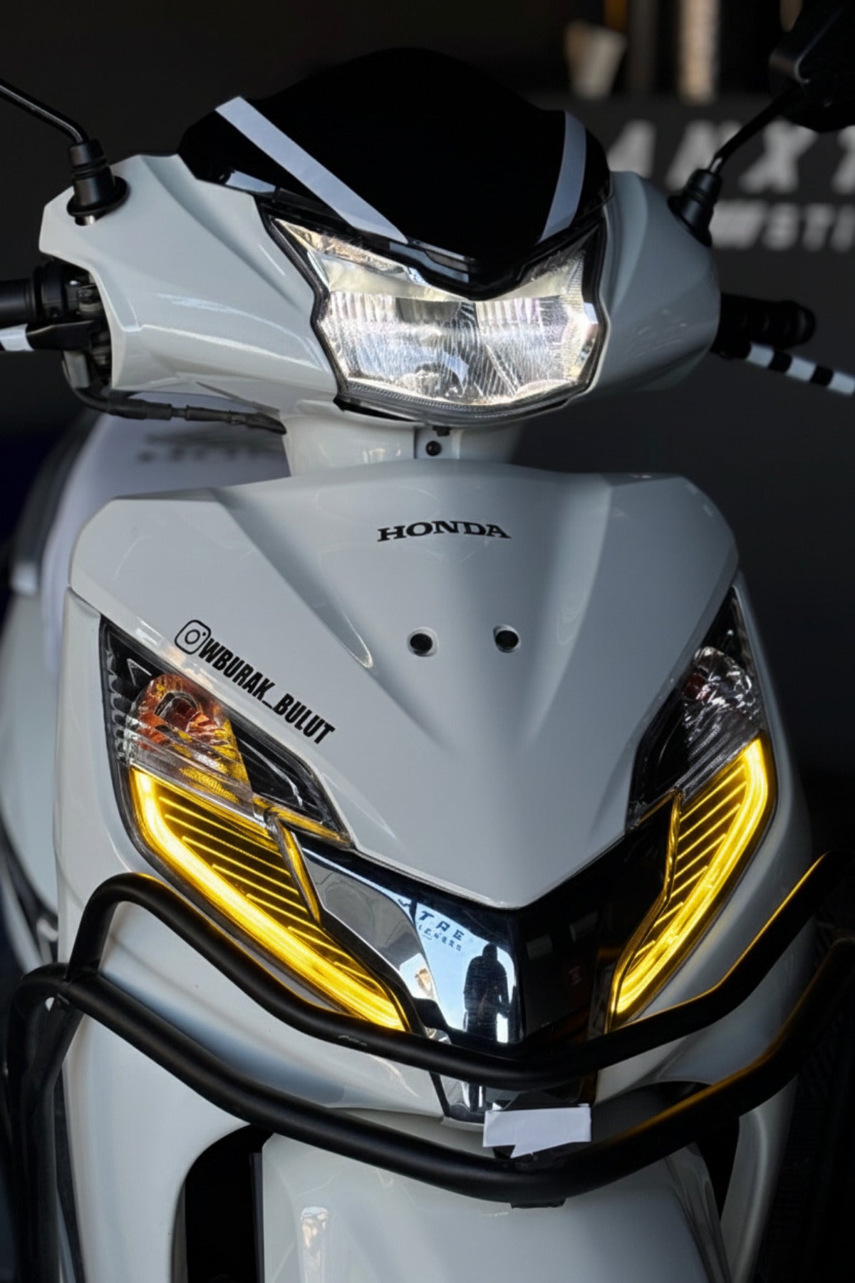 Honda Activa için Far Tasarım Far Filmi Sticker (2023-2024-2025 Uyumludur)