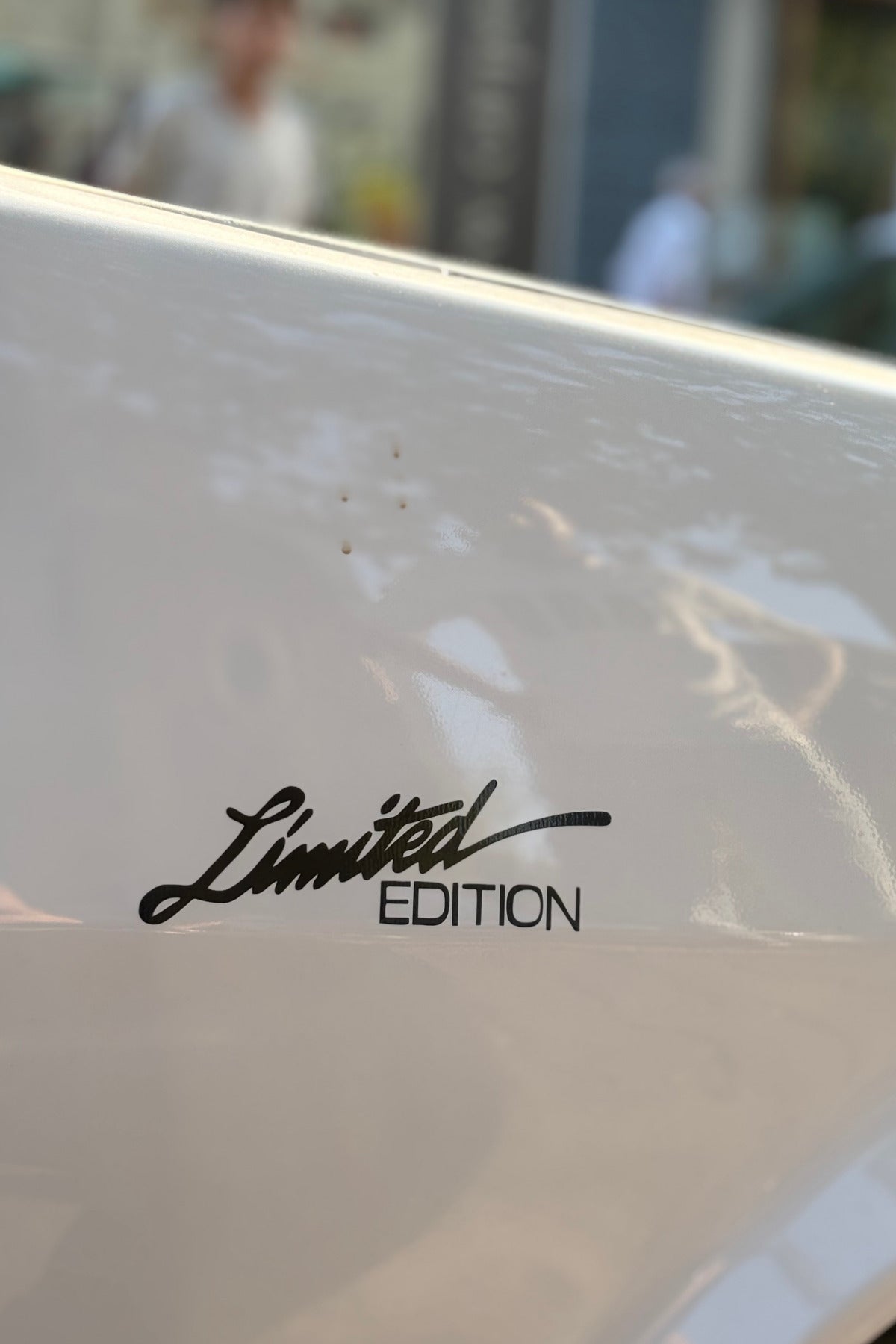 Motor-Araba-Kask için Siyah Renk Limited Edition Sticker Etiket (1 Adet)
