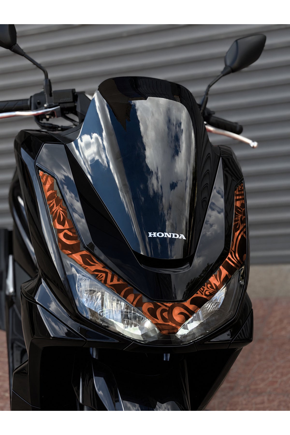 Honda PCX Deluxe için Yaprak Desenli Dövme Far Filmi Far Tasarım Sticker (2025-2026 Uyumlu)