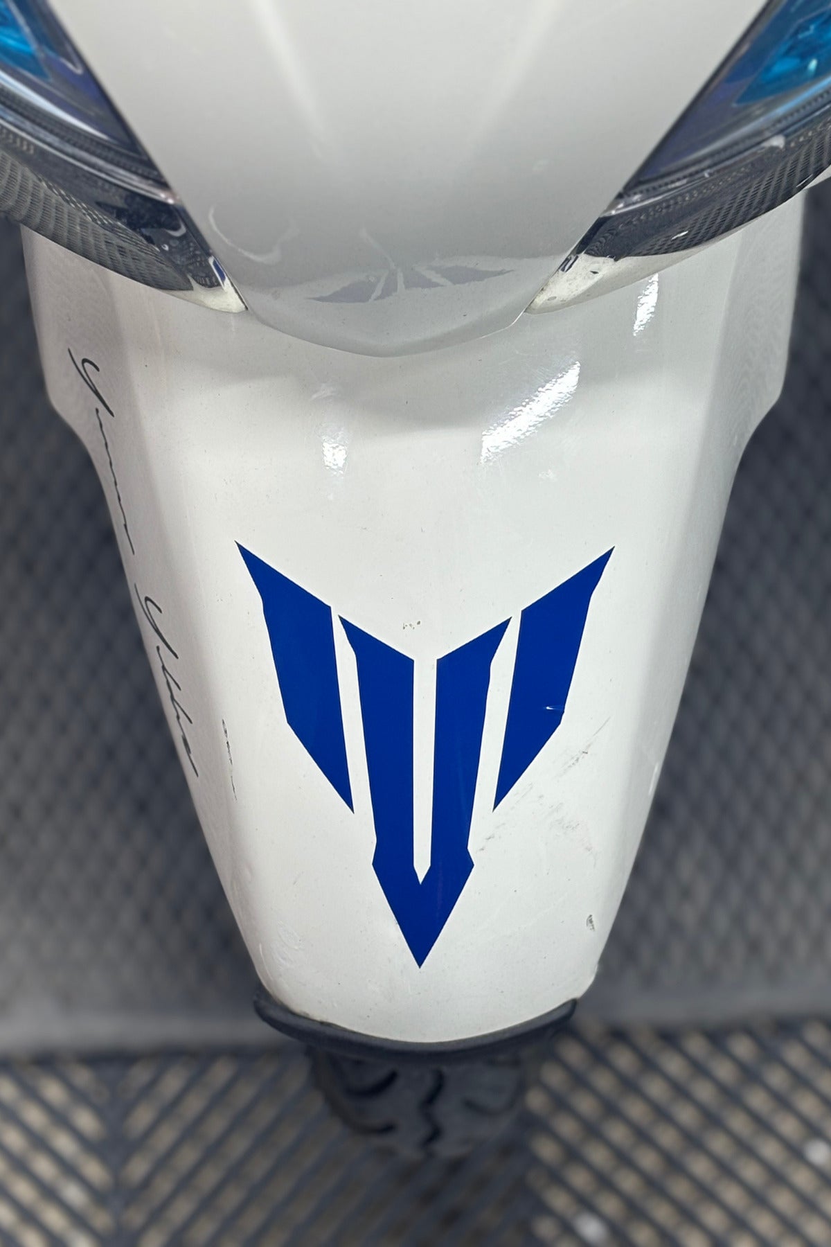 Motor ve Kask için Lacivert Mavi MT Logo Sticker Etiket (15CMx12CM)
