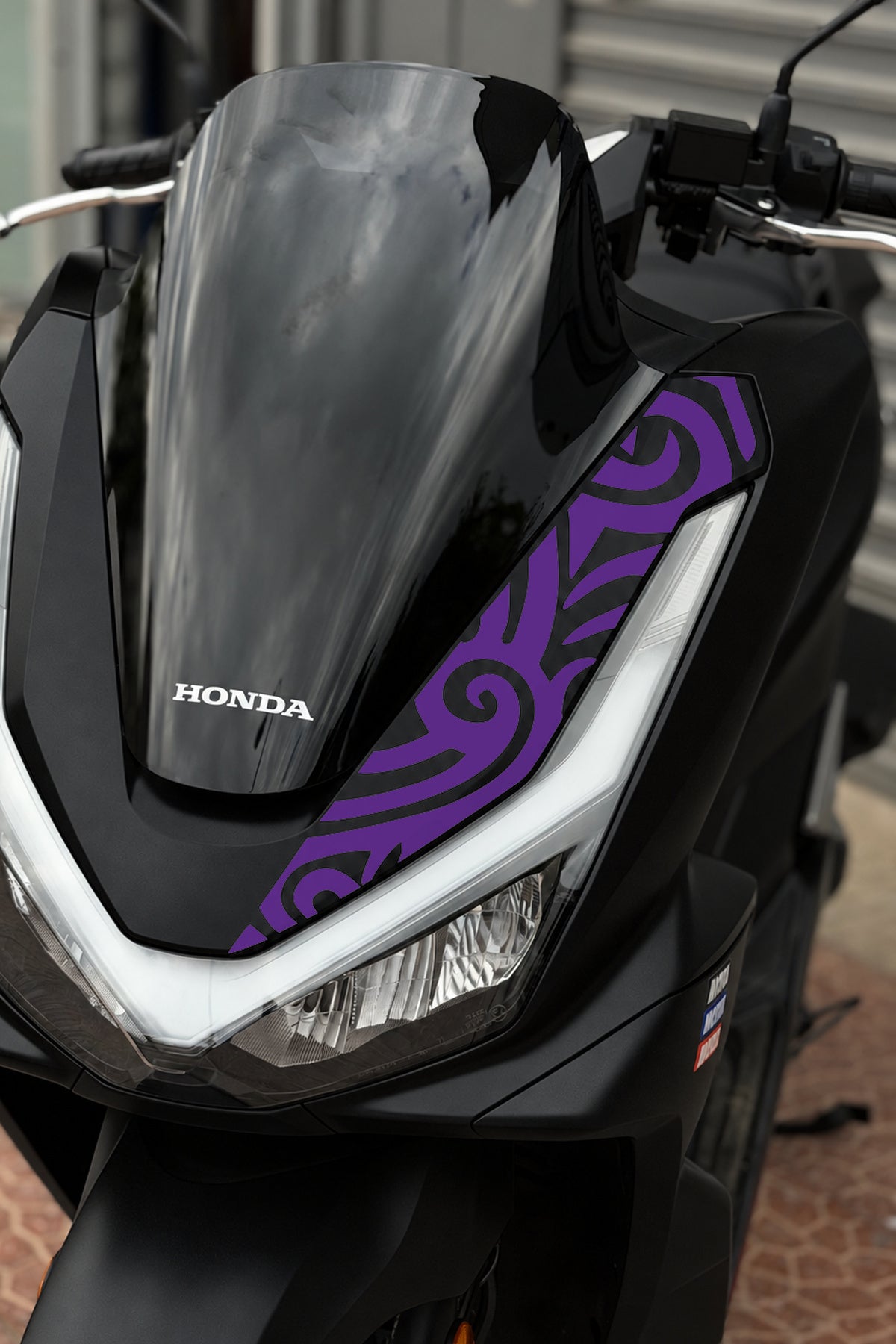 Honda PCX Deluxe 2025-2026 Yeni Kasa için Dövme Tribal Desen Sticker Etiket (1 Adet)