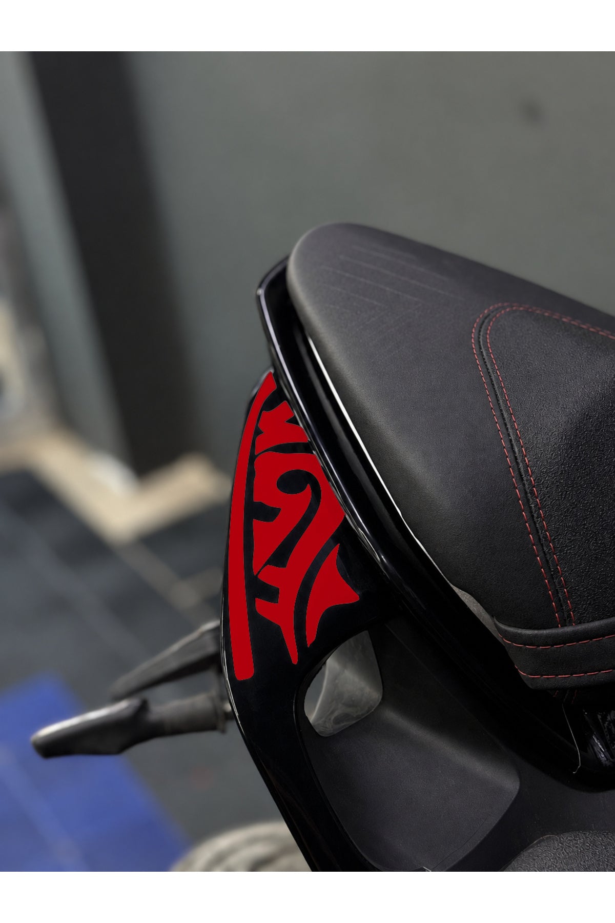 RKS SRK125 Racing için Arka Kuyruk Uyumlu Tribal Dövme Sticker (Sağ ve Sol)