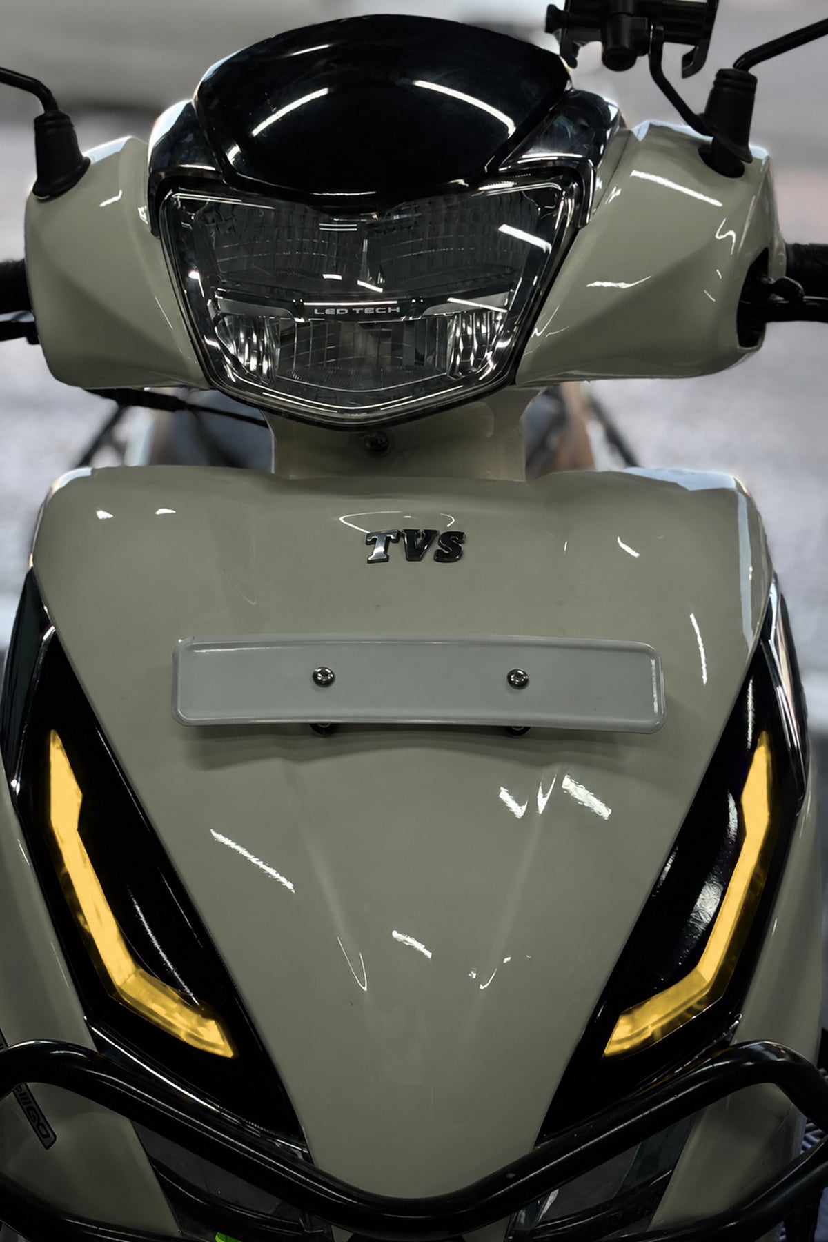 TVS Jupiter 125 için Sinyal Tasarım Seti (Renkli Film+Siyah Folyo) Hazır Kesim