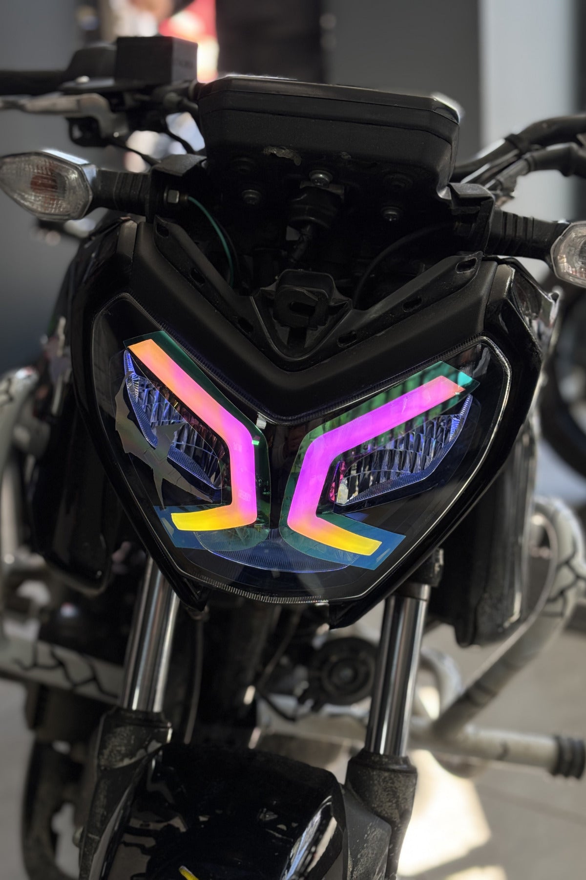 TVS Raider Gündüz Farı için Renkli Far Filmi Sticker