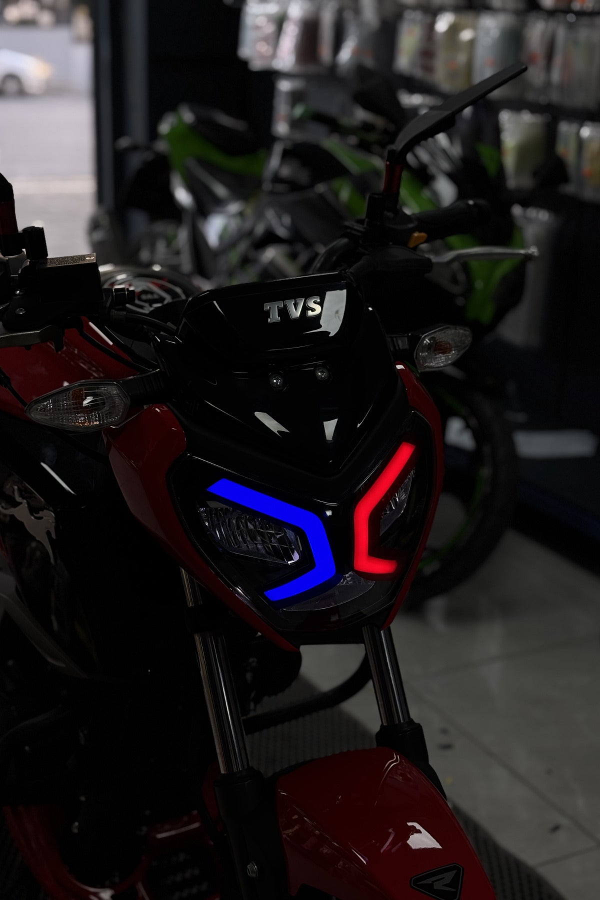 TVS Raider Gündüz Farı için Renkli Far Filmi Sticker