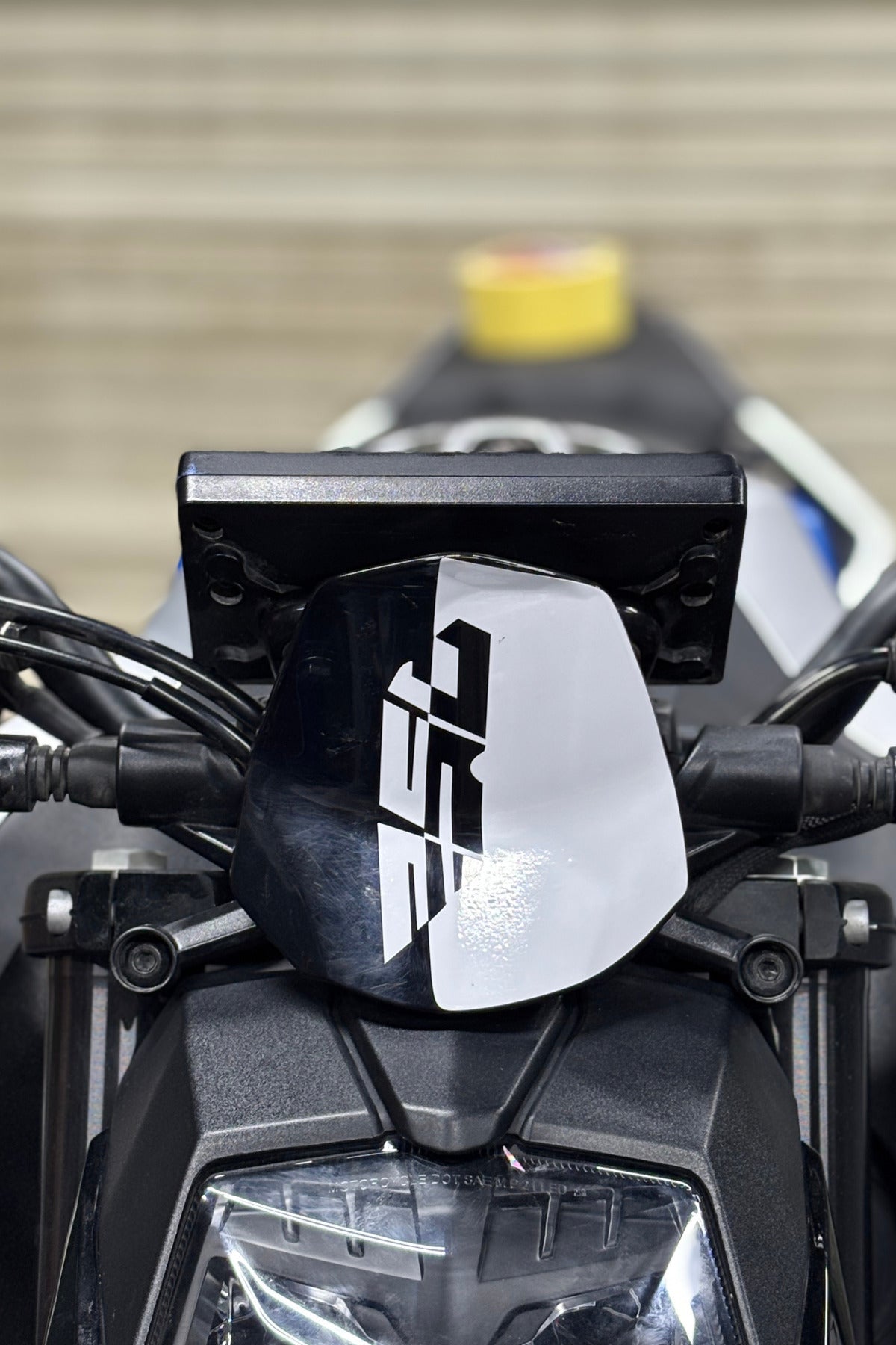 CFMOTO NK250 için Ön Siperlik Detay Sticker