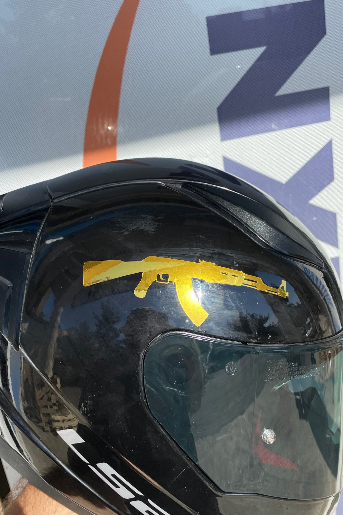 Araba-Kask-Motor için Gold Renk AK-47 Kalaşnikof Keleş Sticker Etiket (1 Adet)