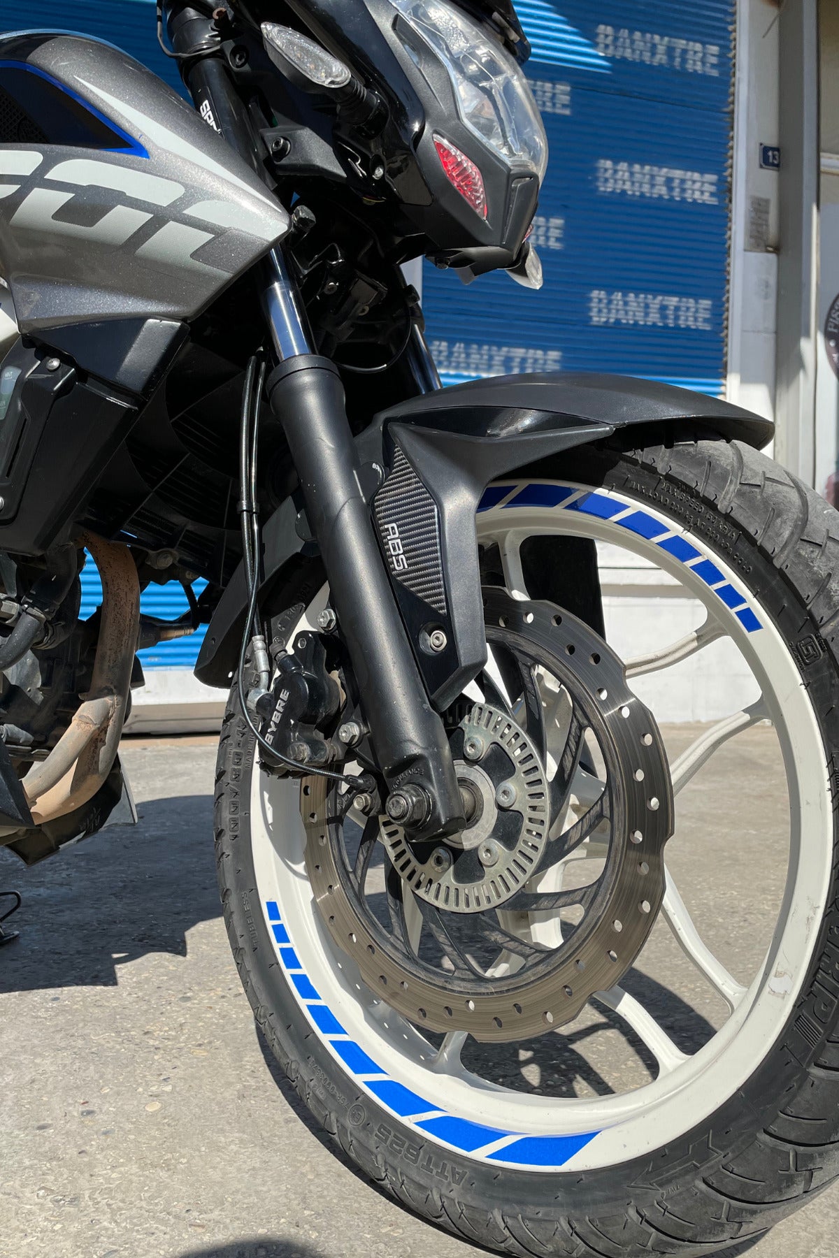 Reflektif Gece Parlayan Jant Şeridi Motor için Reflektif Parlayan Jant Şeridi 8 Parça