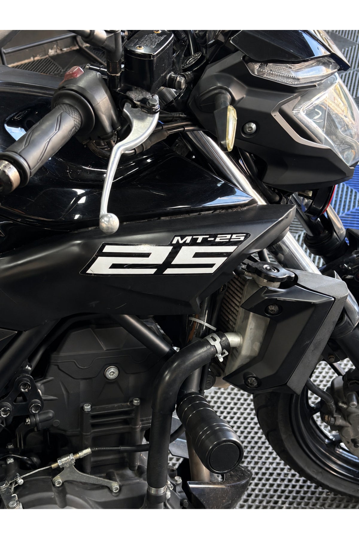 Yamaha MT-25 Eski Kasa için Orijinal Renkli Sticker Seti (Sağ ve Sol )