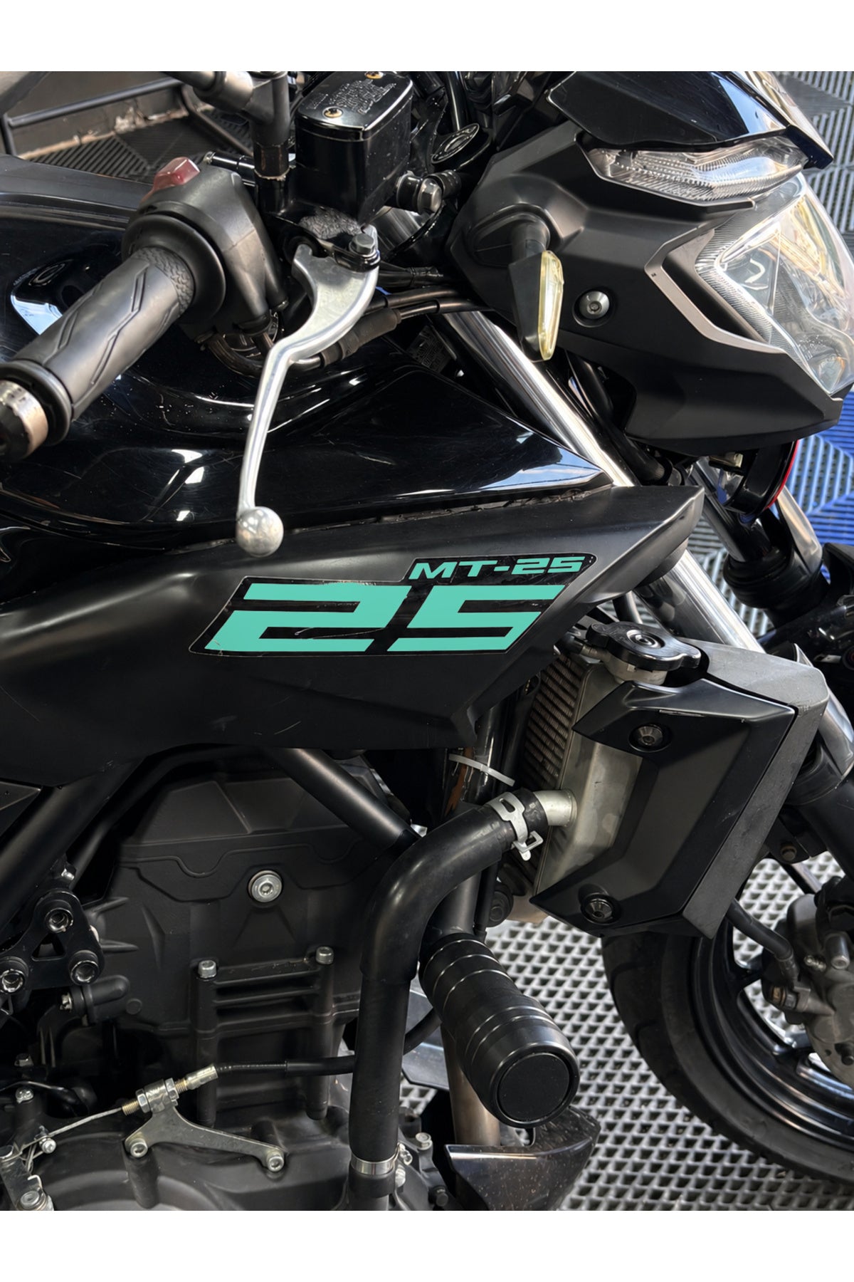 Yamaha MT-25 Eski Kasa için Orijinal Renkli Sticker Seti (Sağ ve Sol )