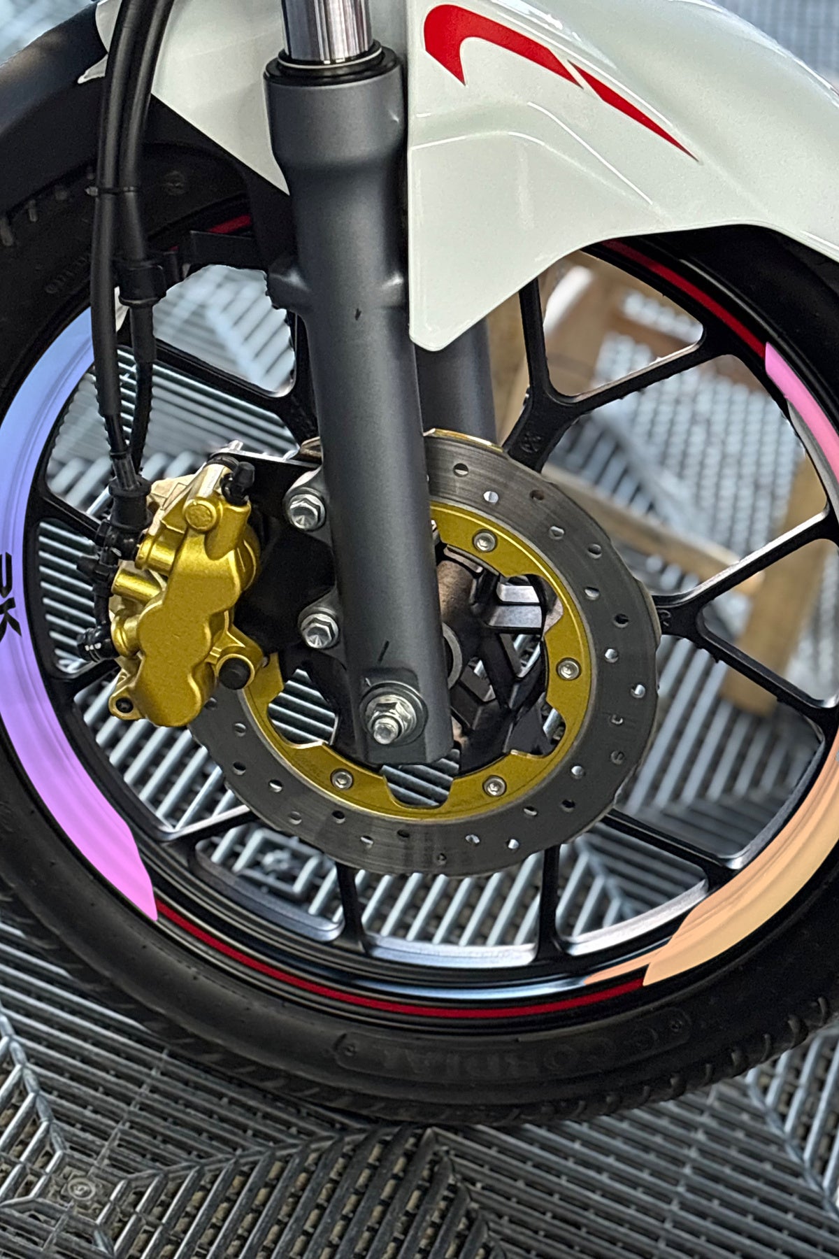 RKS RK125 için 8 Parça RK Yazılı Çeyrek Karşılıklı Jant Şeridi (Ön ve Arka Yeterli)