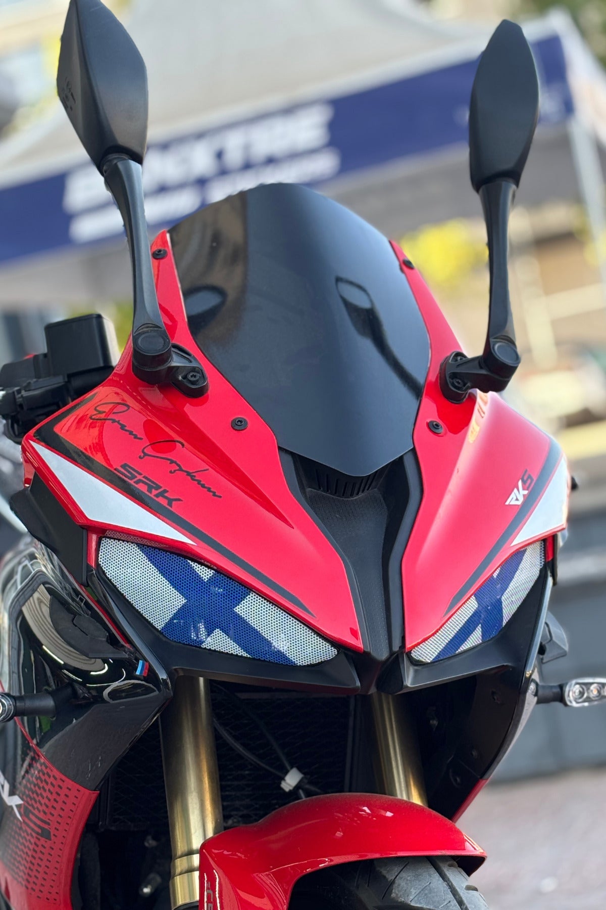 RKS SRK125 için Far Üstü Sticker Delikli Aydınlatma Engellemez (Sağ ve Sol)