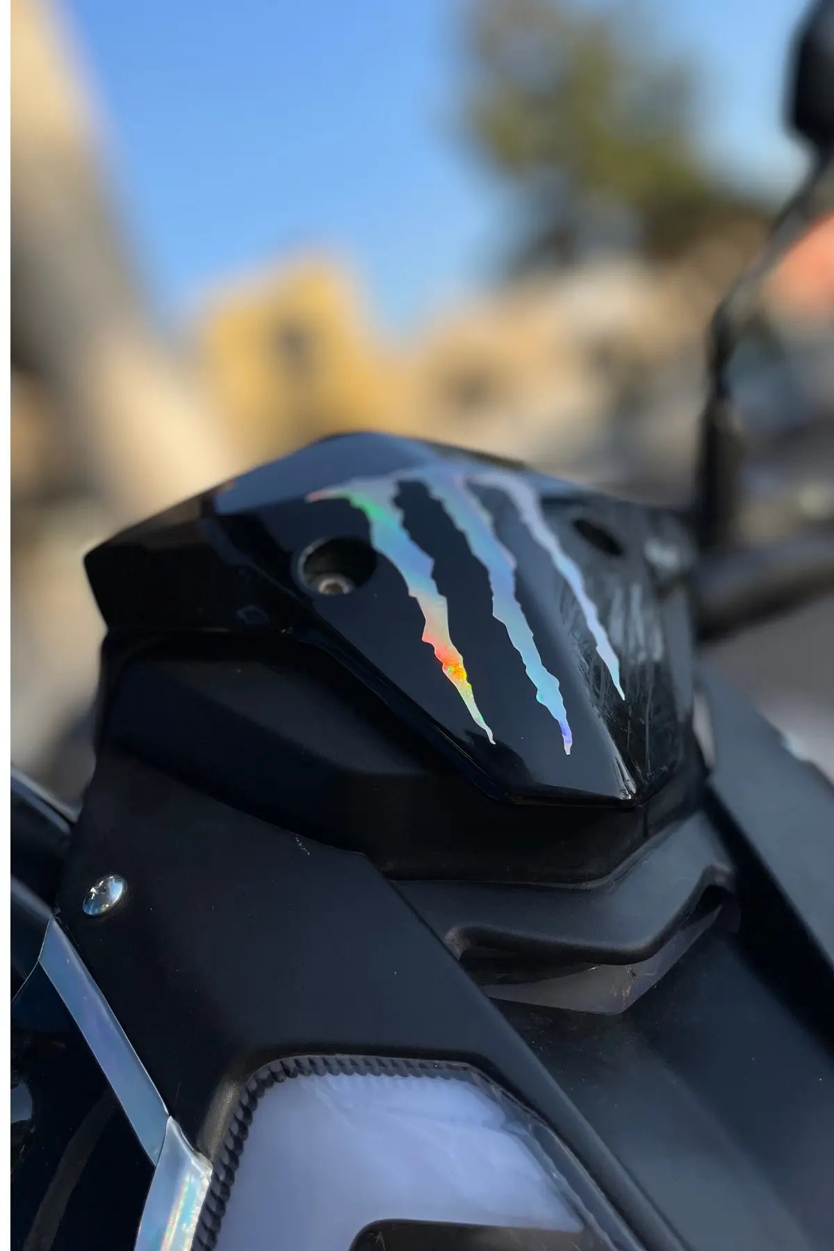 Motor için Monster Hologram Sticker (1 Adet )