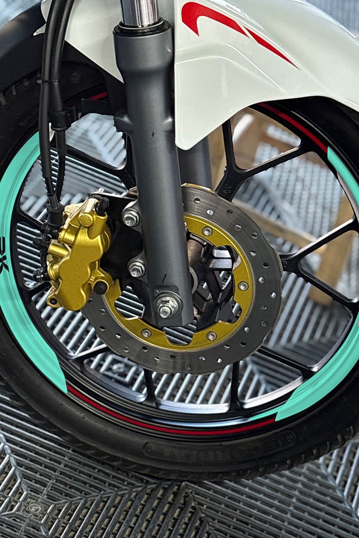 RKS RK125 için 8 Parça RK Yazılı Çeyrek Karşılıklı Jant Şeridi (Ön ve Arka Yeterli)