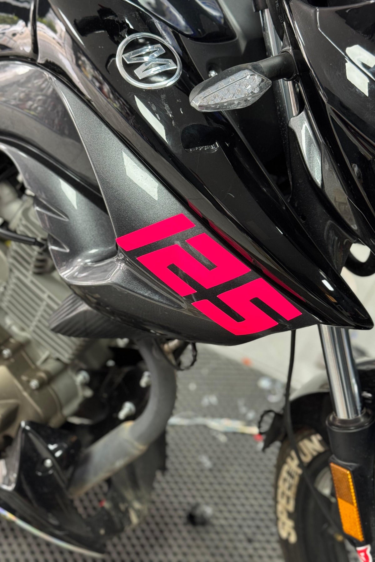 Mondial Drift-L Yan Grenajlara Uyumlu 125 Sticker Etiket