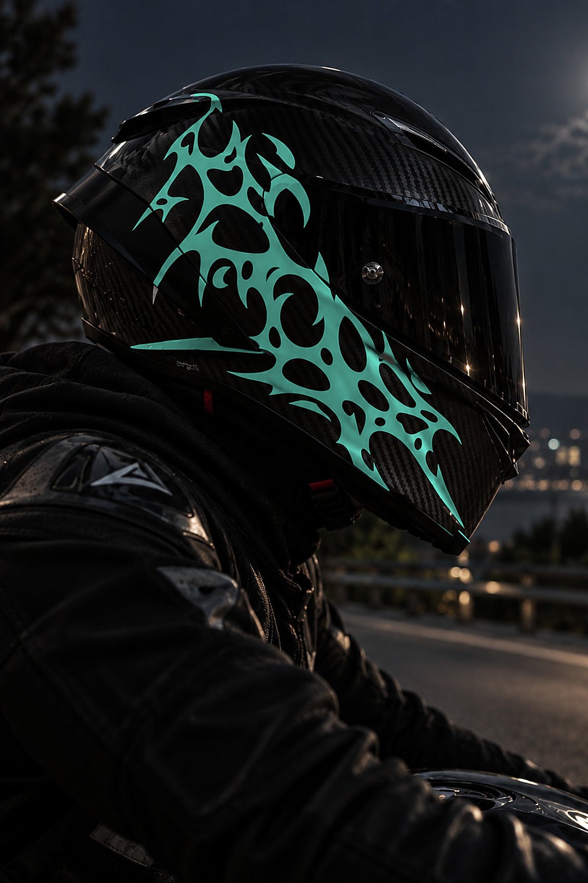 Kask ve Motosiklet için Gotik Ultra Tribal V1 Sticker Etiket (1 Adet)