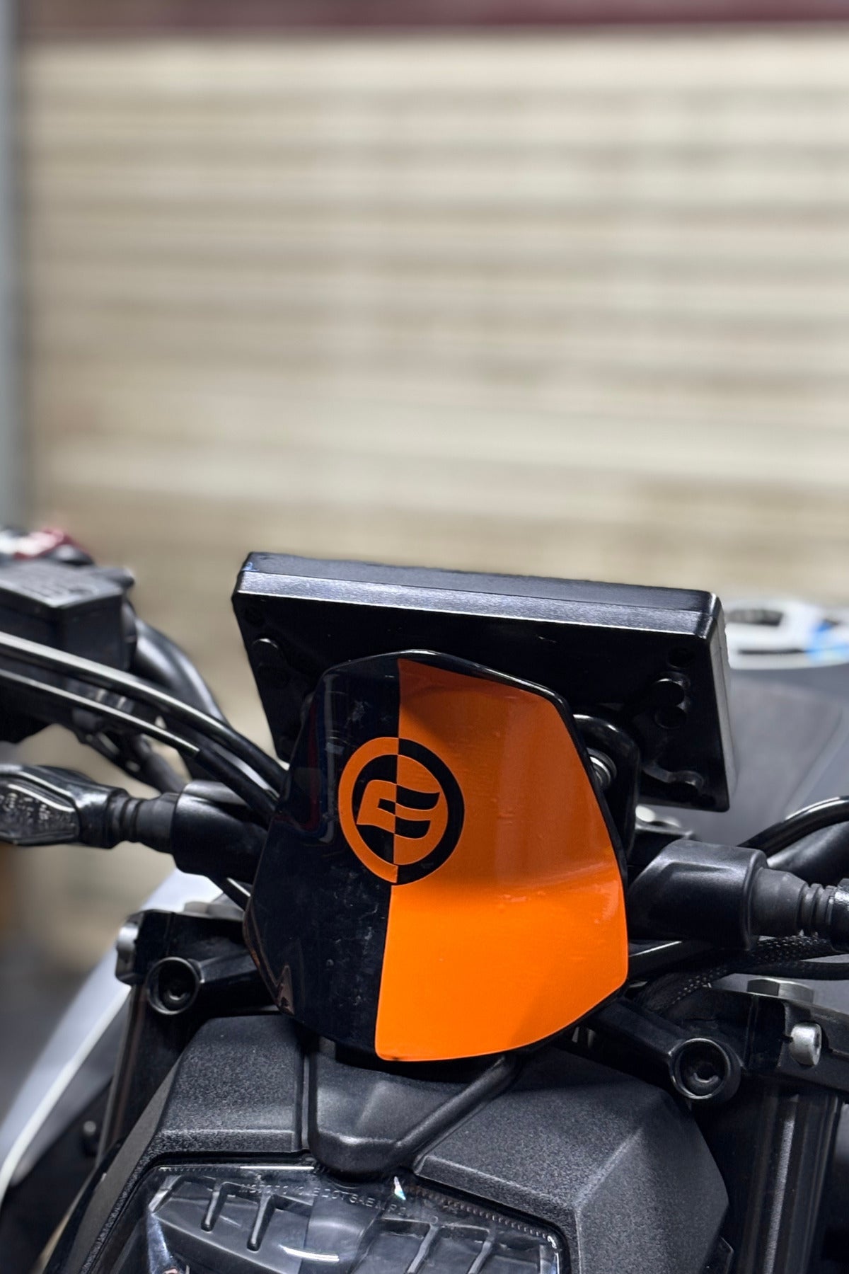 CFMOTO NK250 için Ön Siperlik Detay Sticker