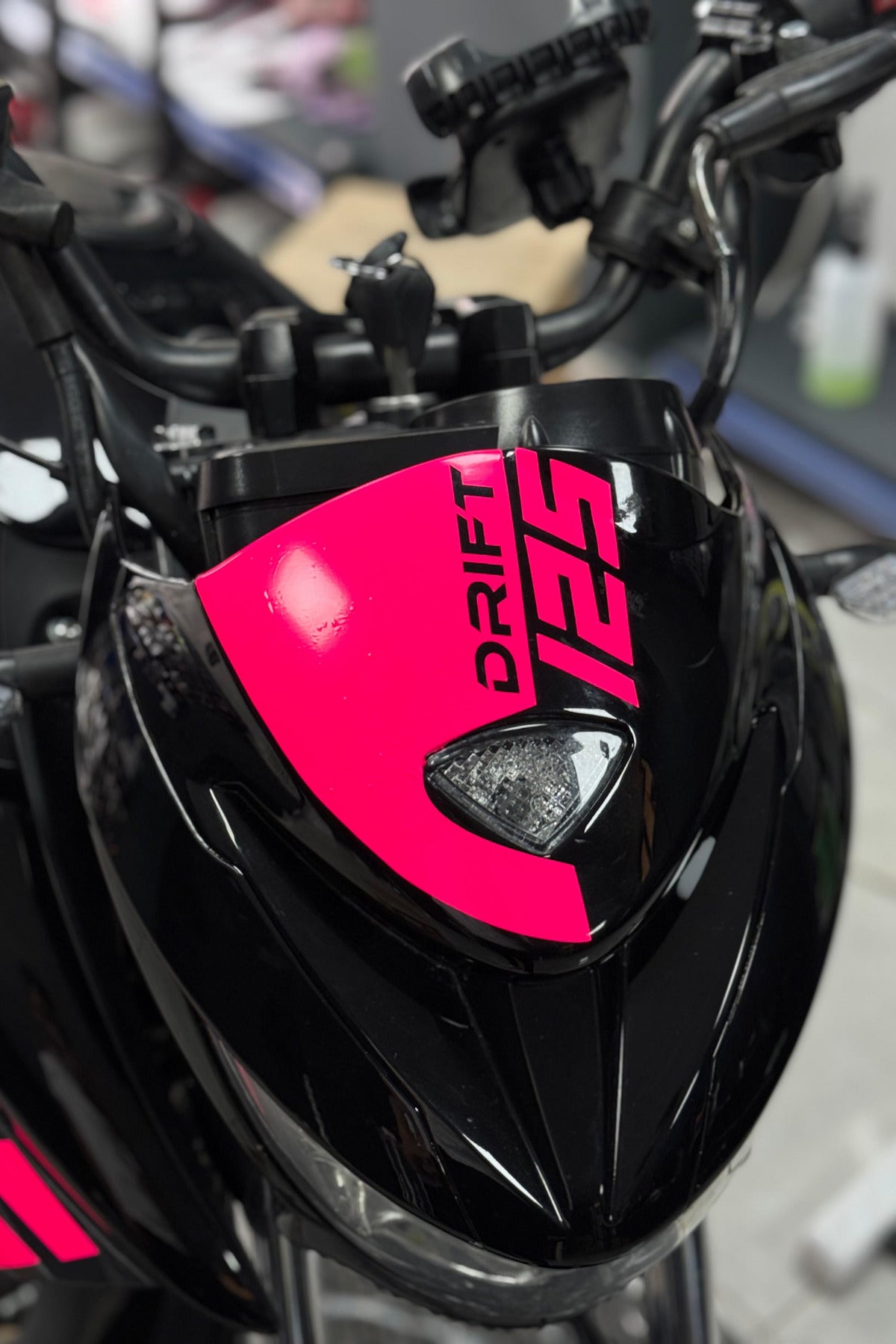 Mondial Drift-L için Drift 125 Kafa Sticker Etiket