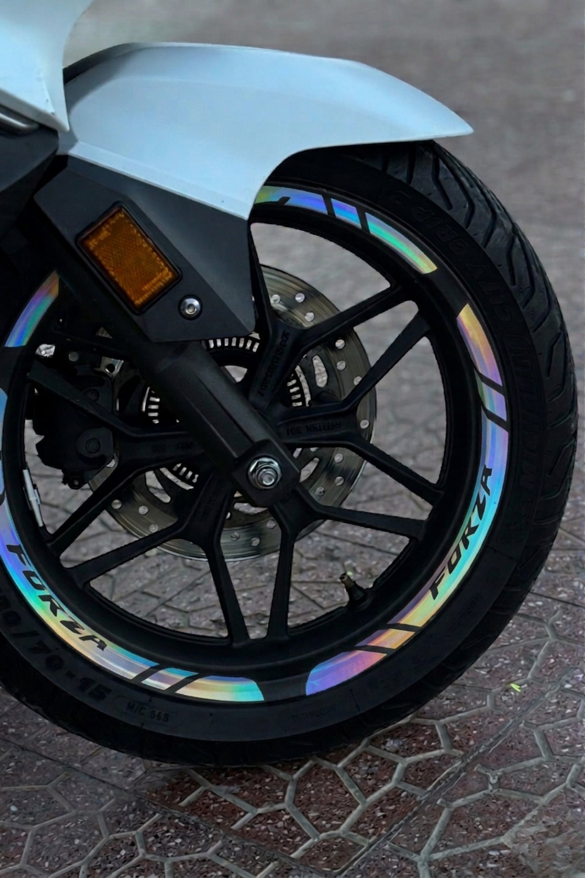 Honda Forza için Jant Şeridi Sticker Seti (12 Parça) (Tüm Yıllara Uyumlu)