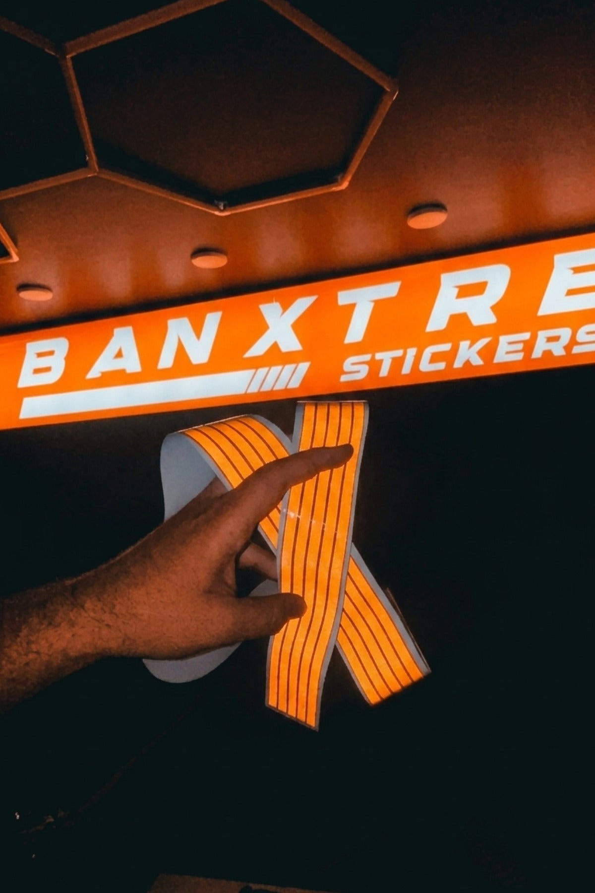 Motosiklet ve Kask için Ultra Reflektörlü Sticker Gece Işıkta Parlayan Şeritler (5 Parça Toplam 5 Metre)