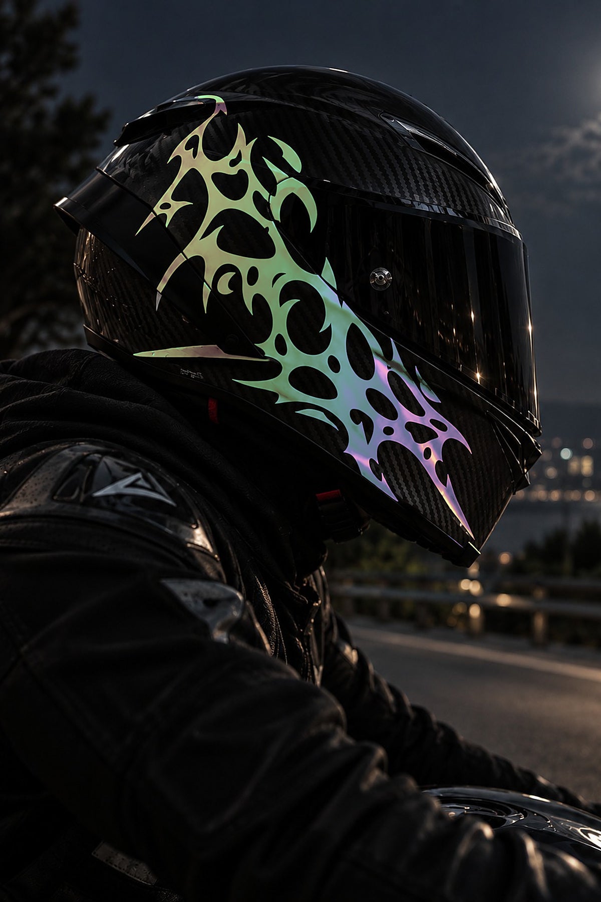 Kask ve Motosiklet için Gotik Ultra Tribal V1 Sticker Etiket (1 Adet)