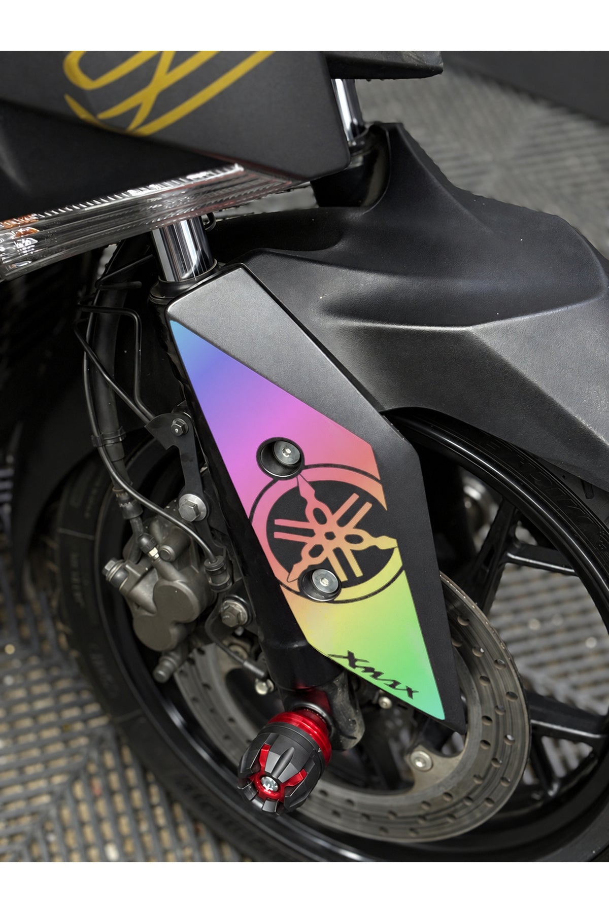 Yamaha Xmax Ön Çamurluk için Logolu Detay Sticker (Sağ-Sol) (2018-2022 Uyumlu)