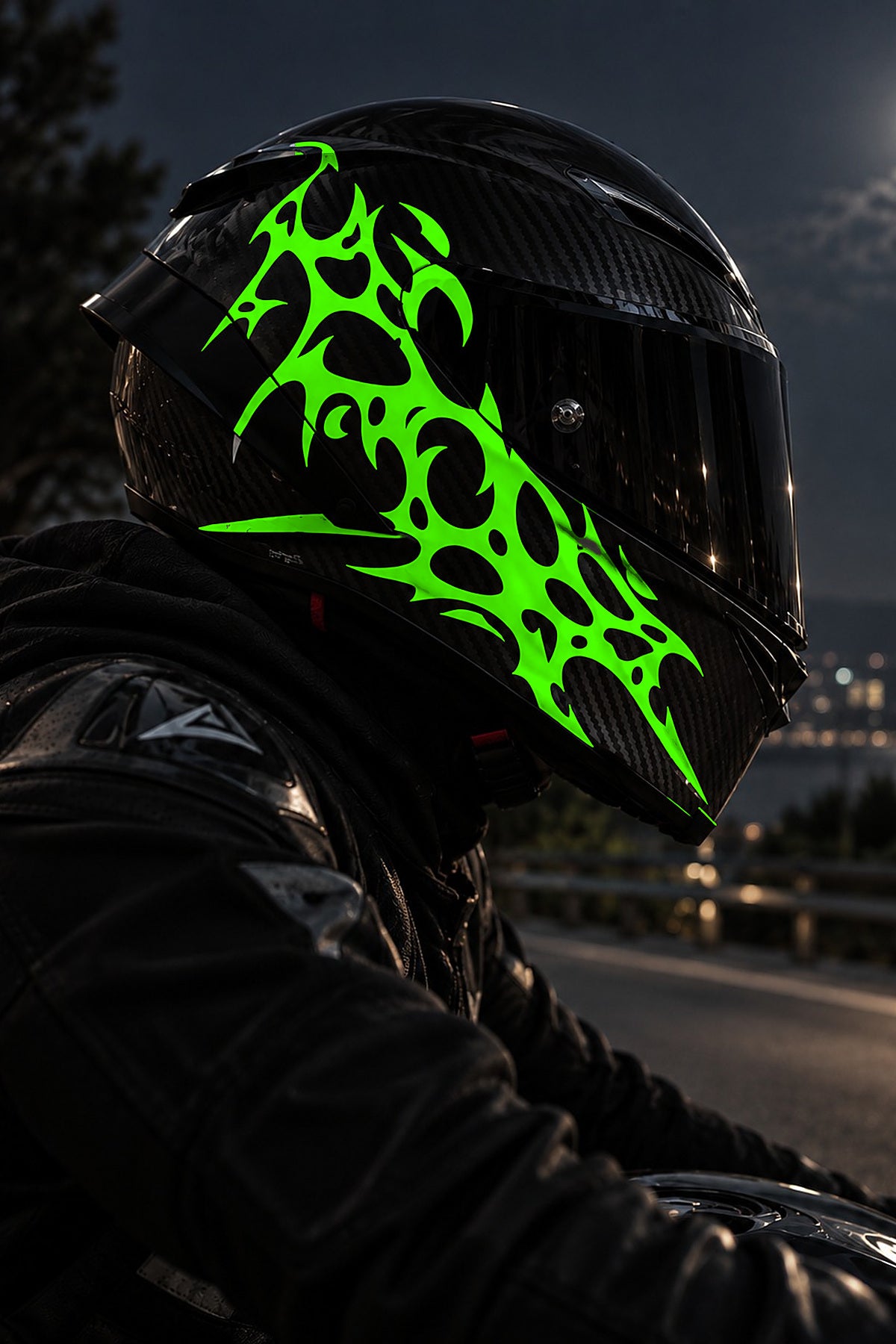 Kask ve Motosiklet için Gotik Ultra Tribal V1 Sticker Etiket (1 Adet)