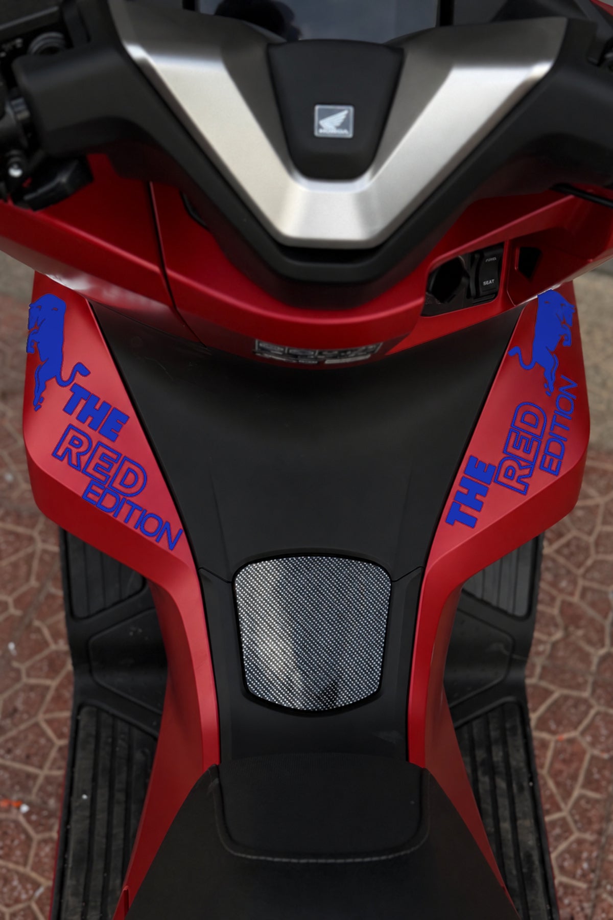 Honda PCX için The Red Edition Boğa Sticker Etiket (Sağ ve Sol)