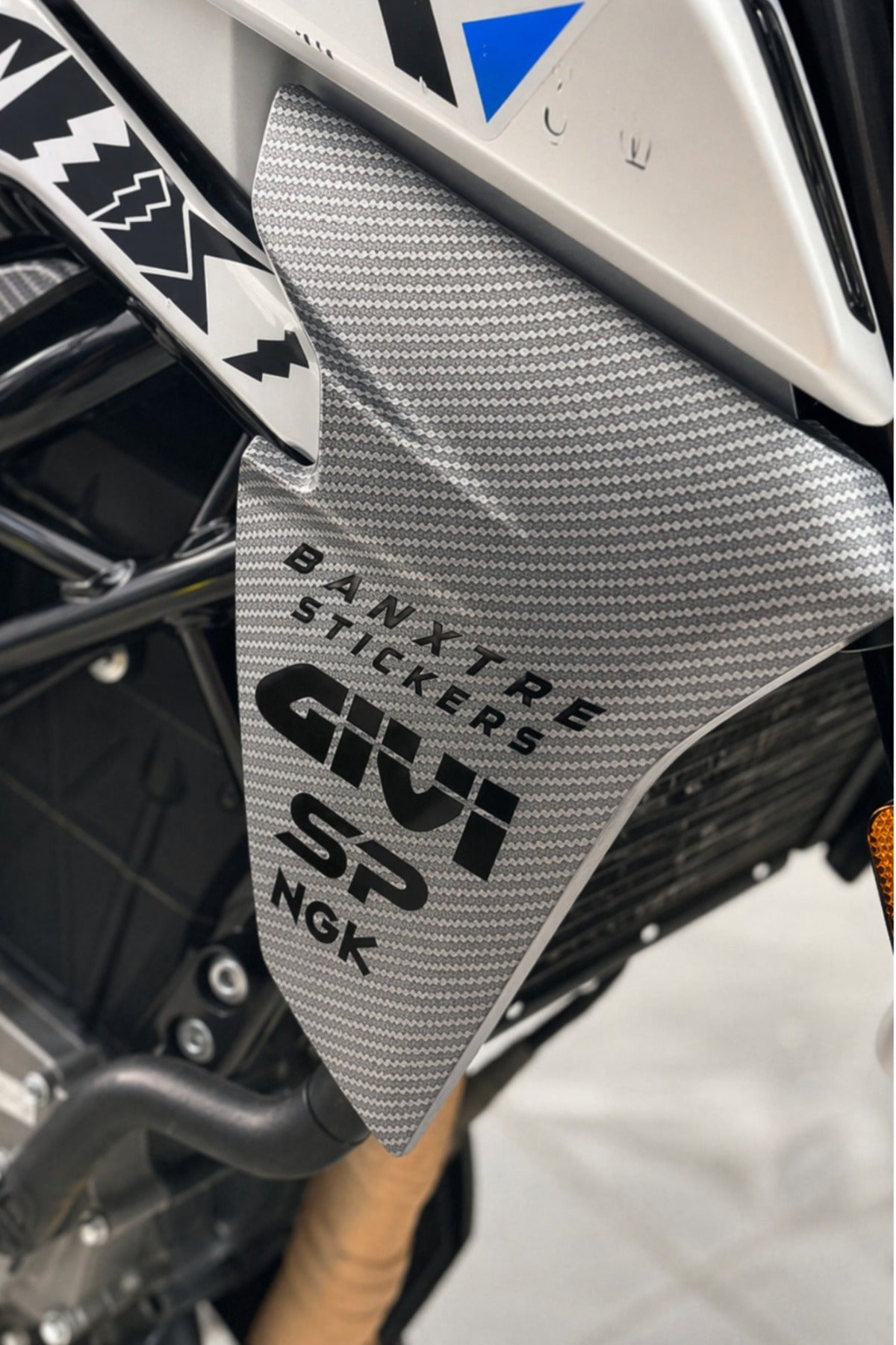 CFMOTO NK250 için Yan Kapak Sponsor Sticker Seti