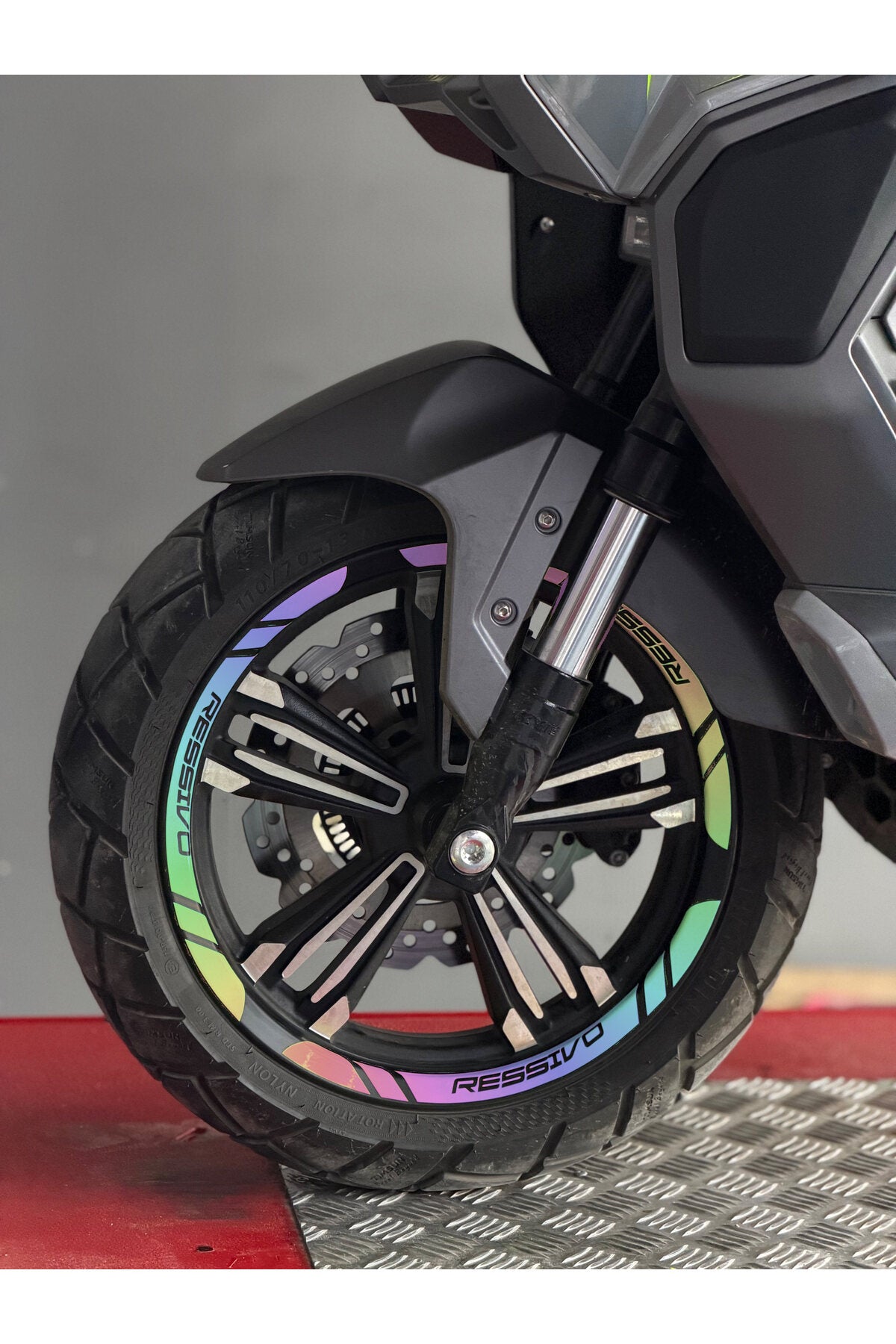 Mondial Ressivo Scooter için Jant Şeridi Sticker Seti (12 Parça Ön Arka Yeterli)