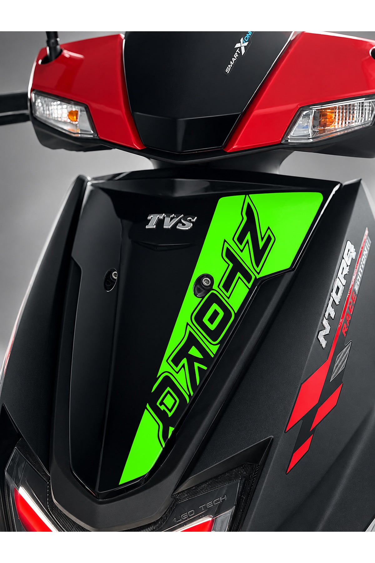 TVS Ntorq 125 için Ön Panel için NTORQ Yazılı Parça Detay Dekor Sticker