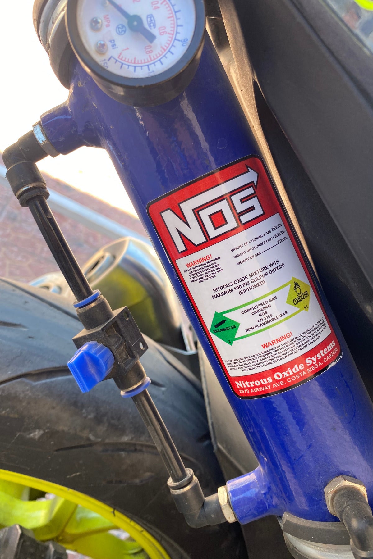 Nos Tüp Sticker Etiket (10cmX7.5cm) Motor-Araba-Kask için