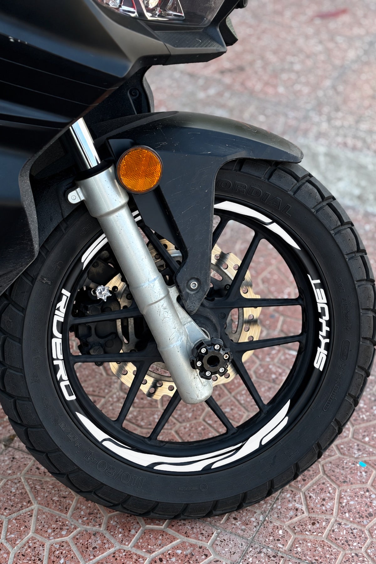 Skyjet Rivero Scooter için 16 Parça Jant Şeridi Sticker Seti (Ön-Arka Yeterli)
