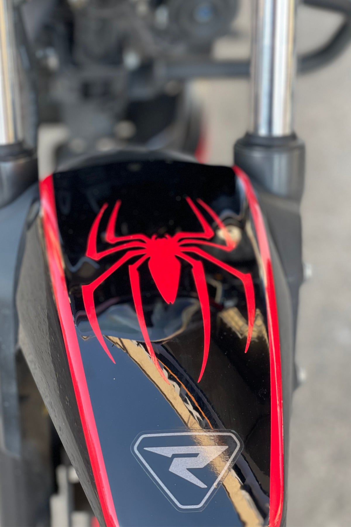 Motor-Araba-Kask için Kırmızı Örümcek Spider Etiket Sticker (1 Adet)
