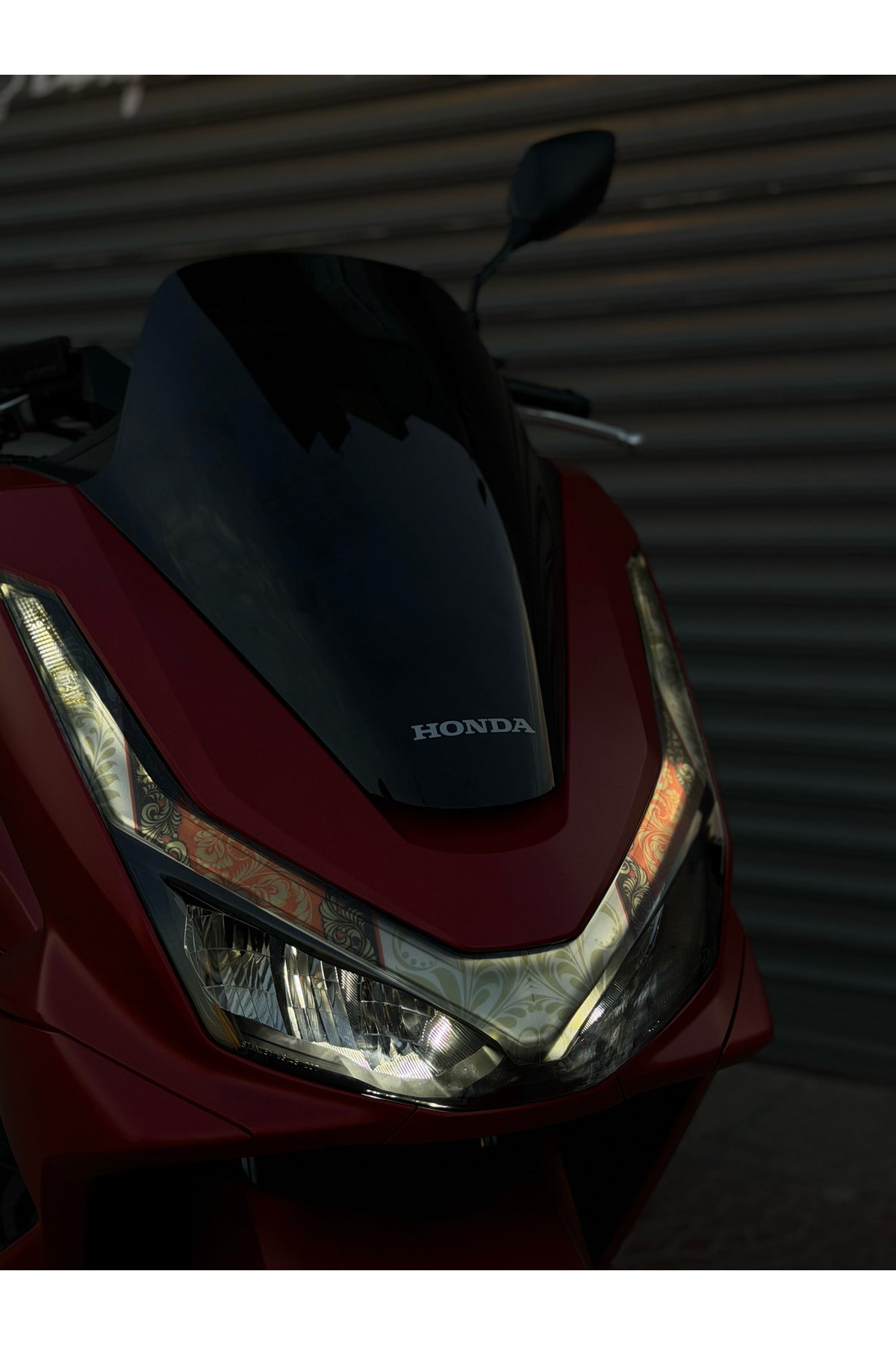 Honda PCX Deluxe için Desenli Far Filmi Far Tasarım Sticker (2025-2026 Yılları Uyumlu)