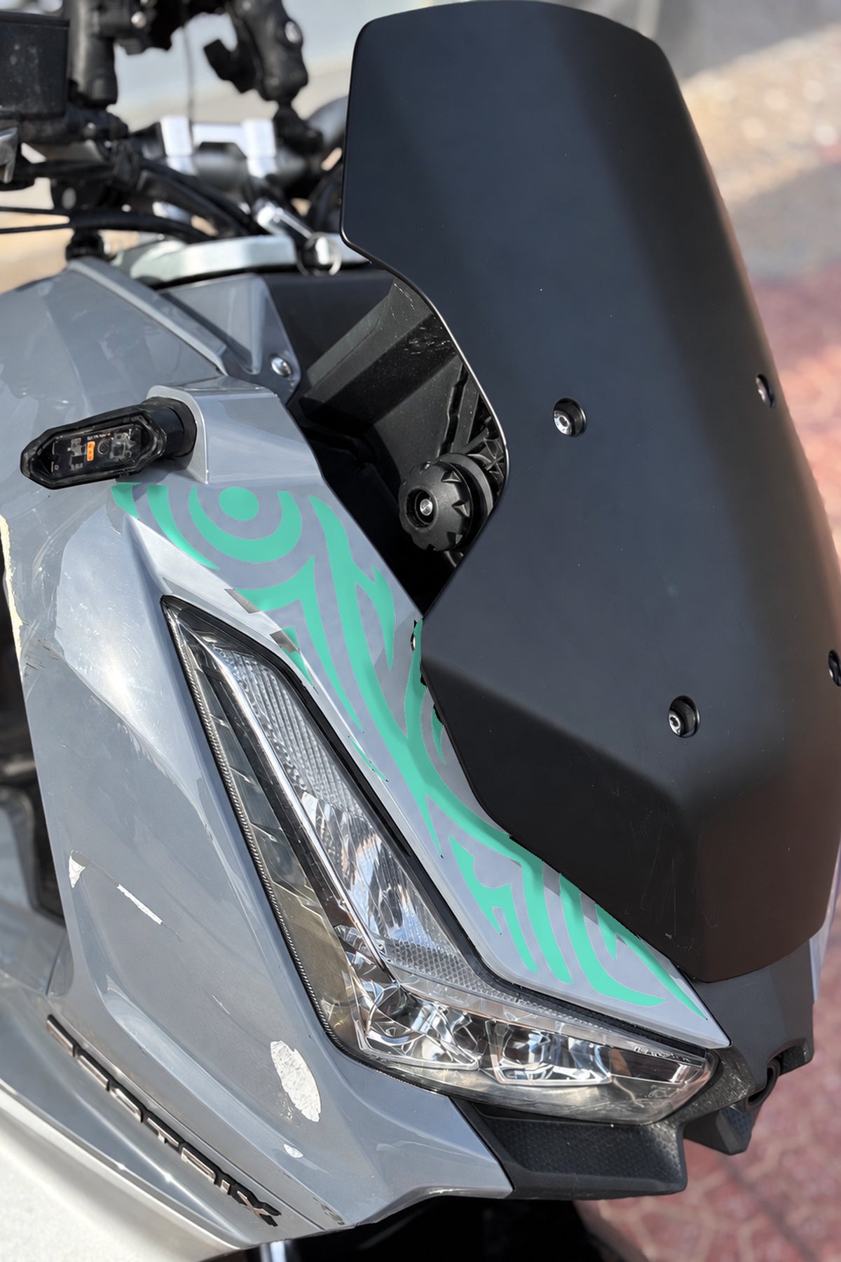 Arora Beatrix Scooter Ön Panel Tribal Desen Dövme Sticker
