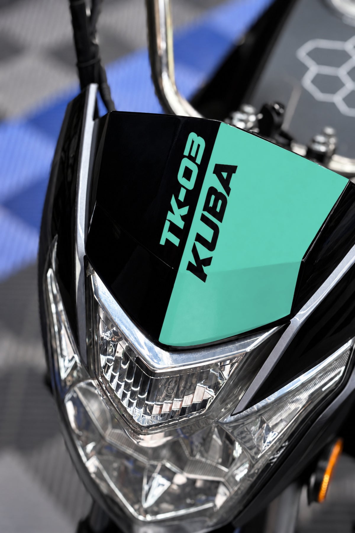 KUBA TK-03 için Kafa Detay Sticker (İşçilik Gerektirir)