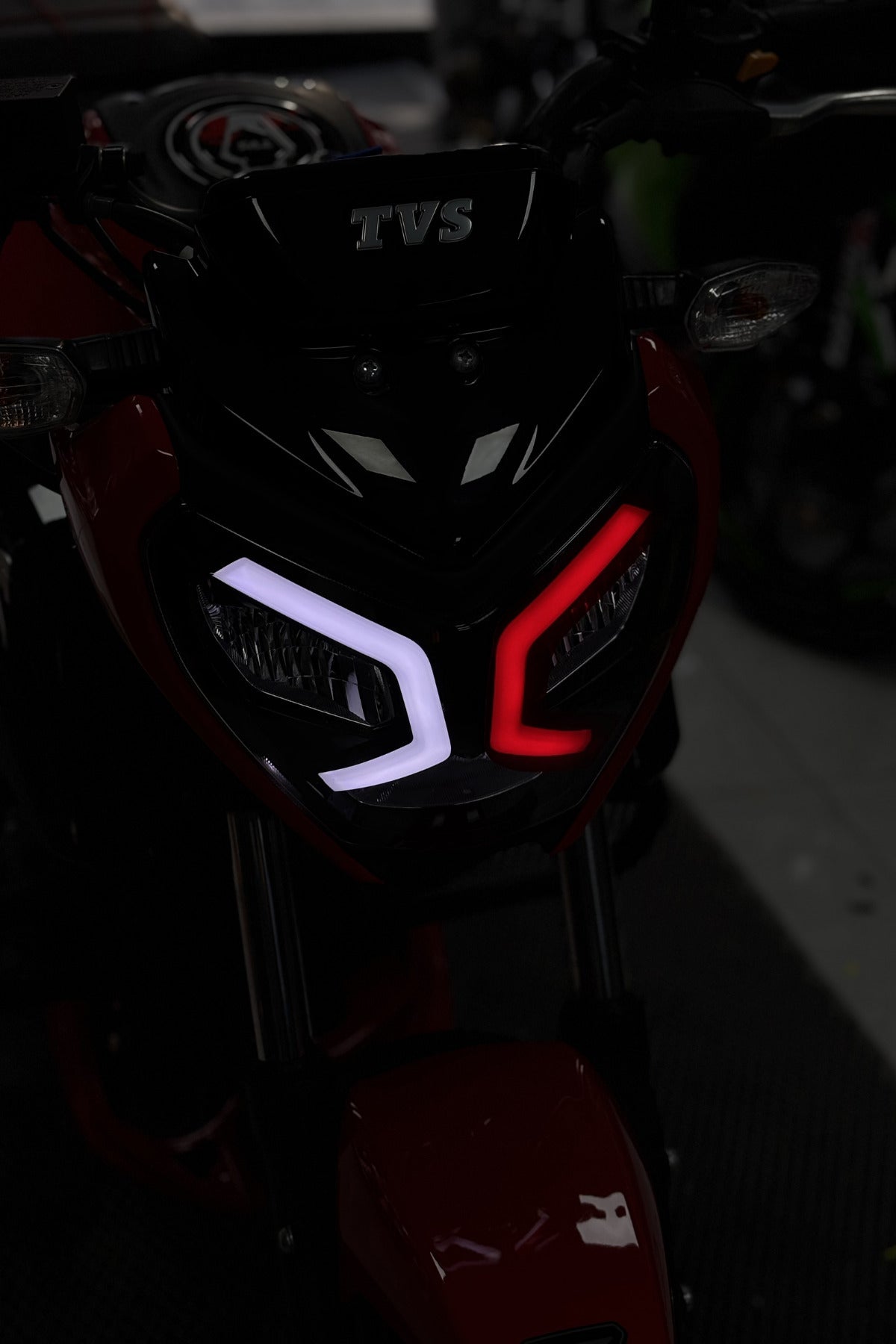 TVS Raider Gündüz Farı için Renkli Far Filmi Sticker