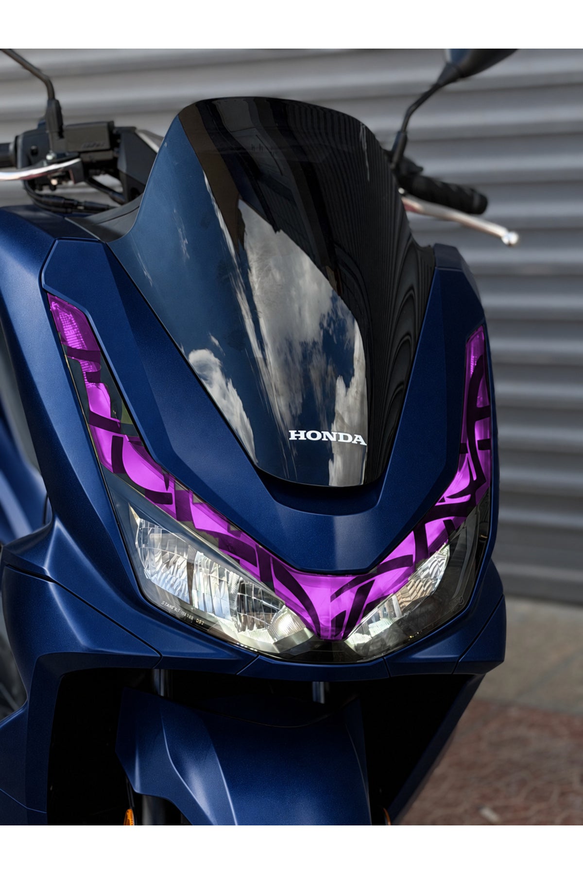 Honda PCX Deluxe için Tribal Dövme Desenli Far Filmi Far Tasarım Sticker (2025-2026 Uyumlu)